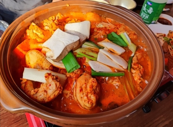 경기 평택시에서 오징어볶음맛집 소개합니다 오징어볶음전문점 방문해 보세요 부락산주막, 편의점