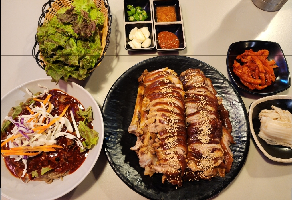 [프리미엄 도드람 한돈] 앞발(대)