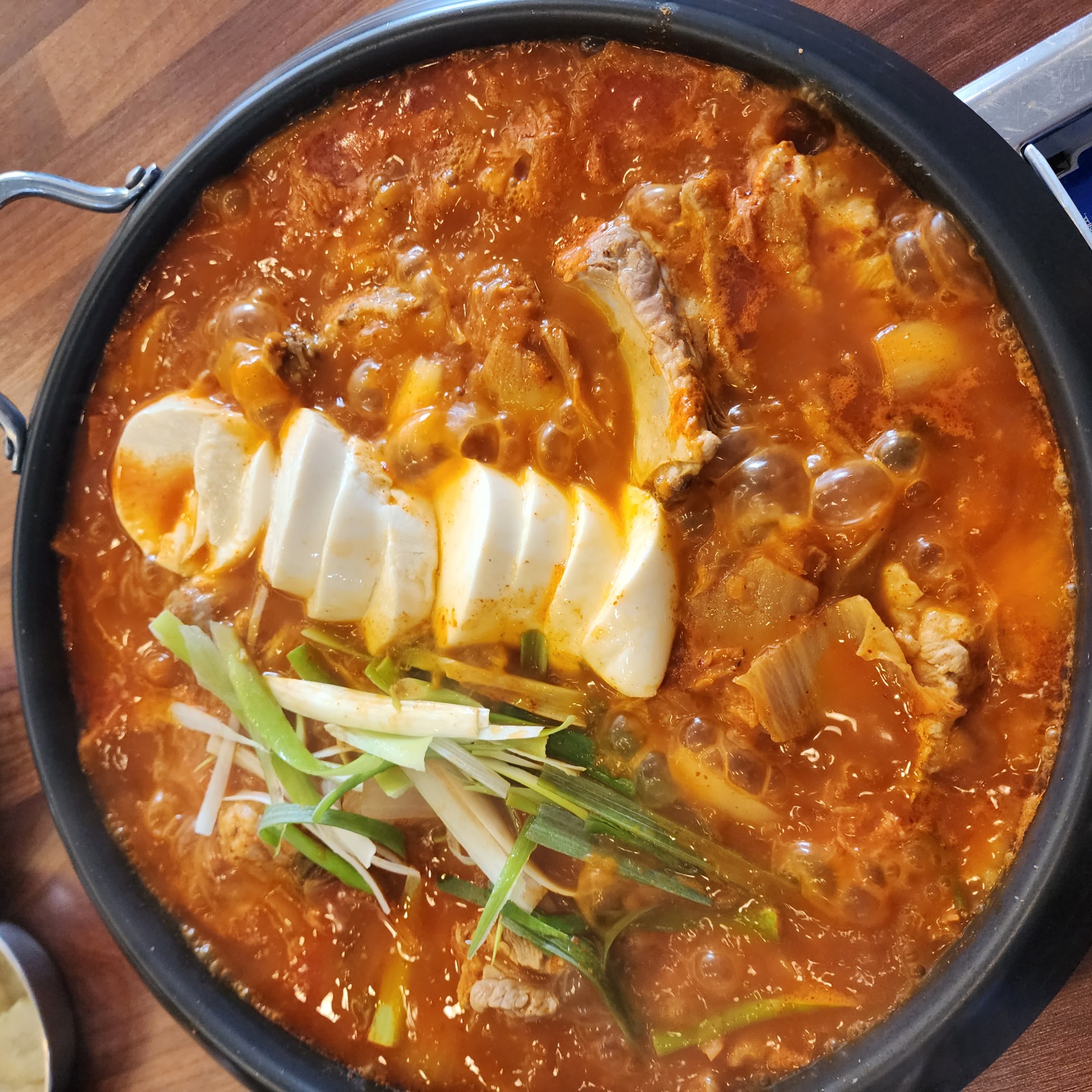 바른생갈비김치찌개&청년낙곱새 양덕점