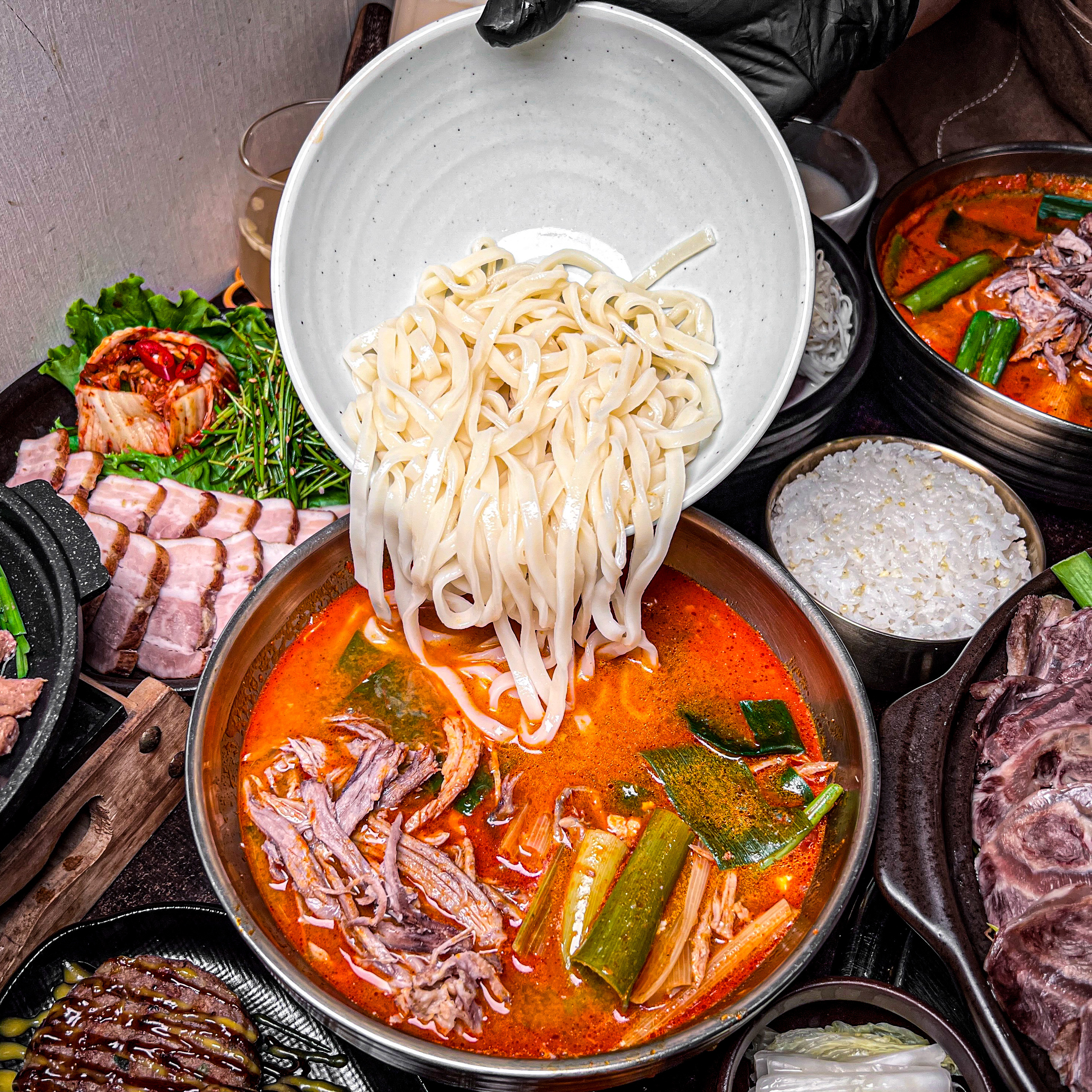 이화수전통육개장 대전원촌점