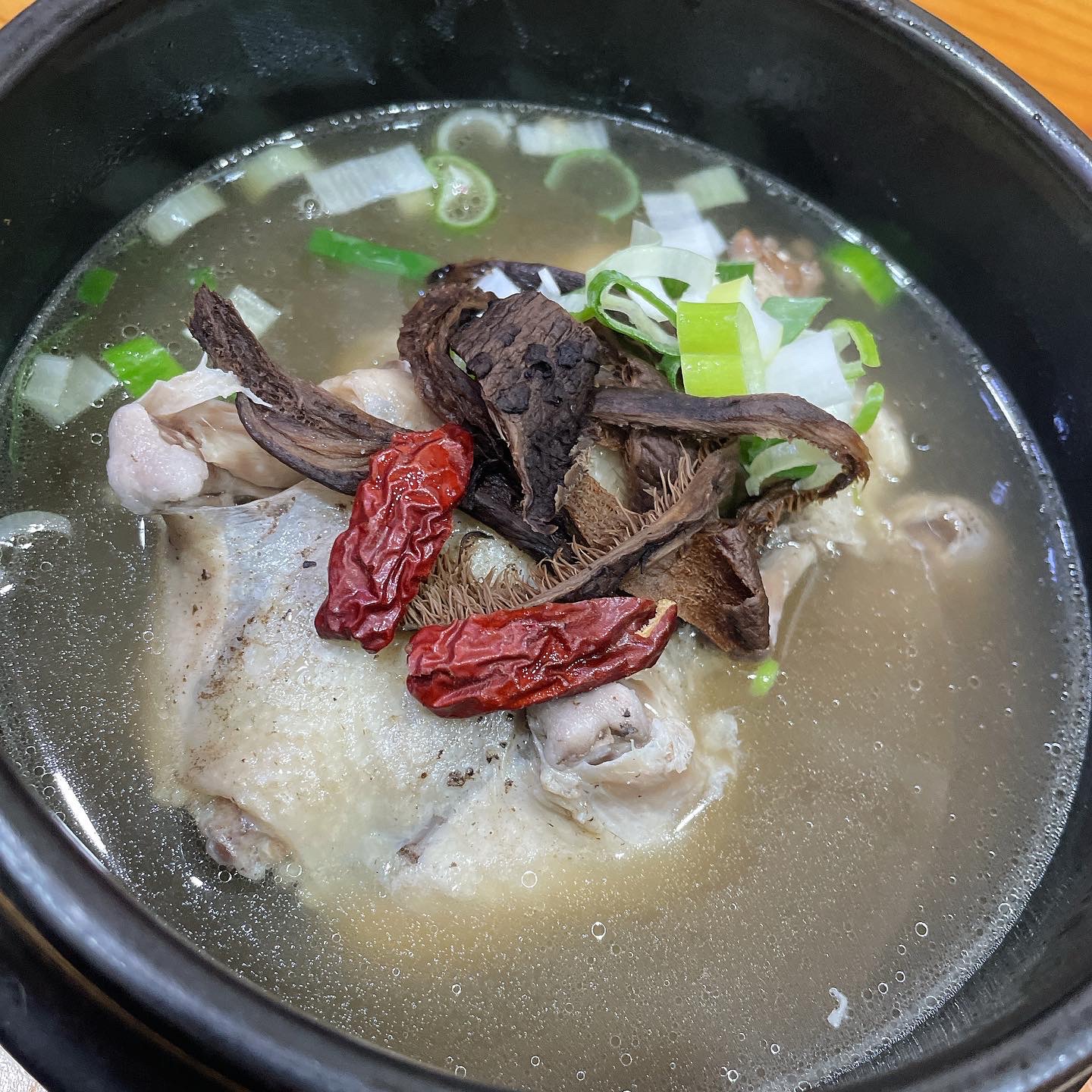나능이능이버섯백숙 중곡점