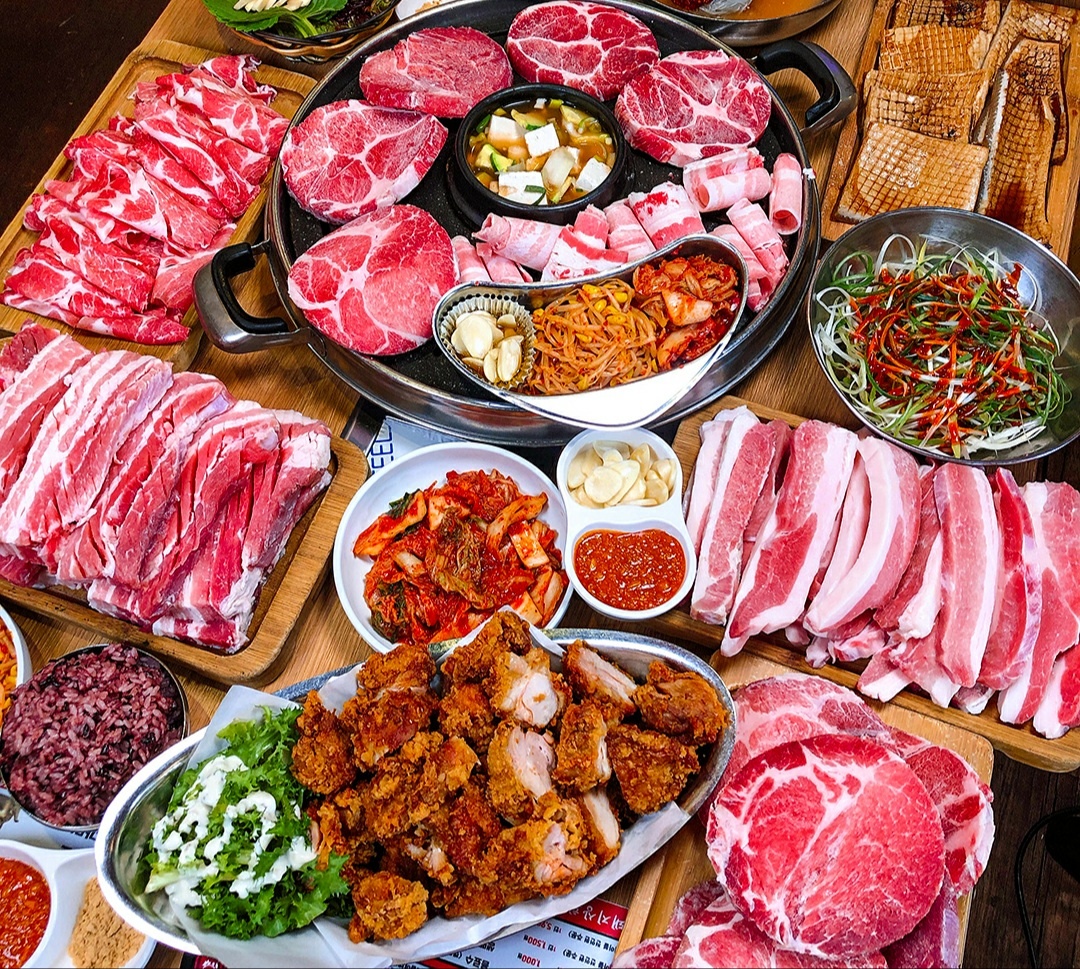 강남 돼지상회 무한리필 명동직영점