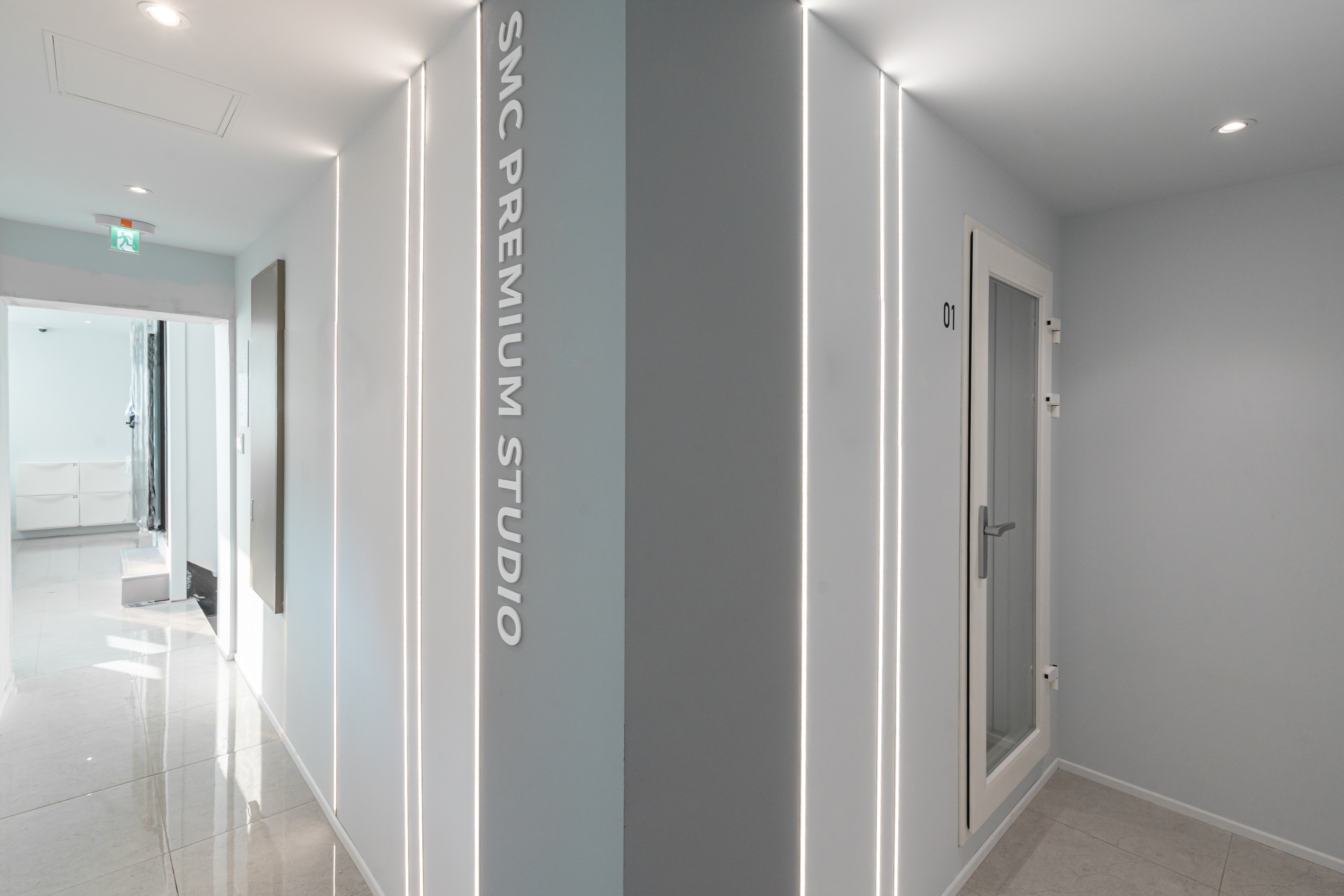 1번째 스튜디오 사진