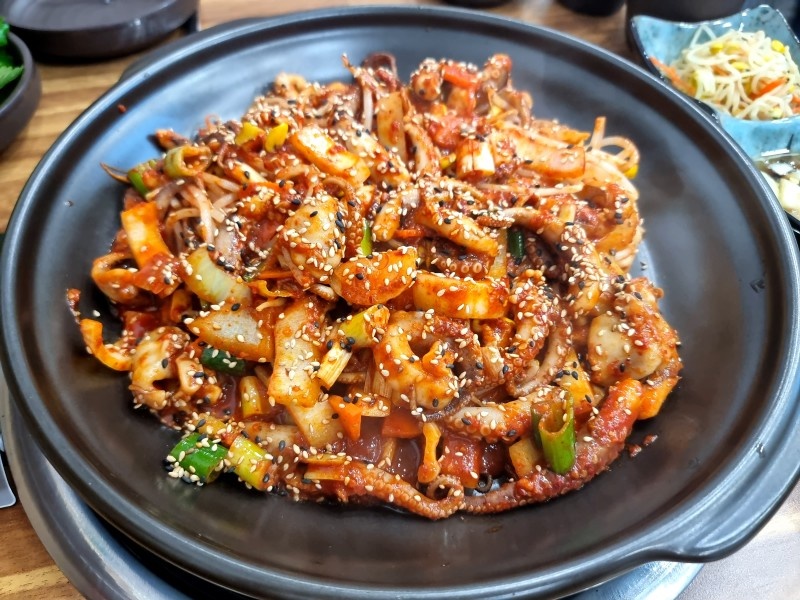 쭈락