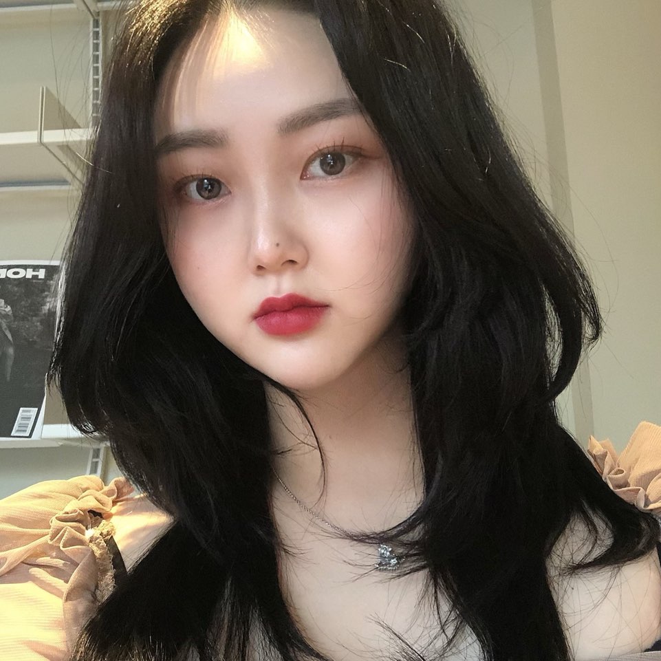 살롱드프롬헤어 연신내점 내부 또는 관련 모습