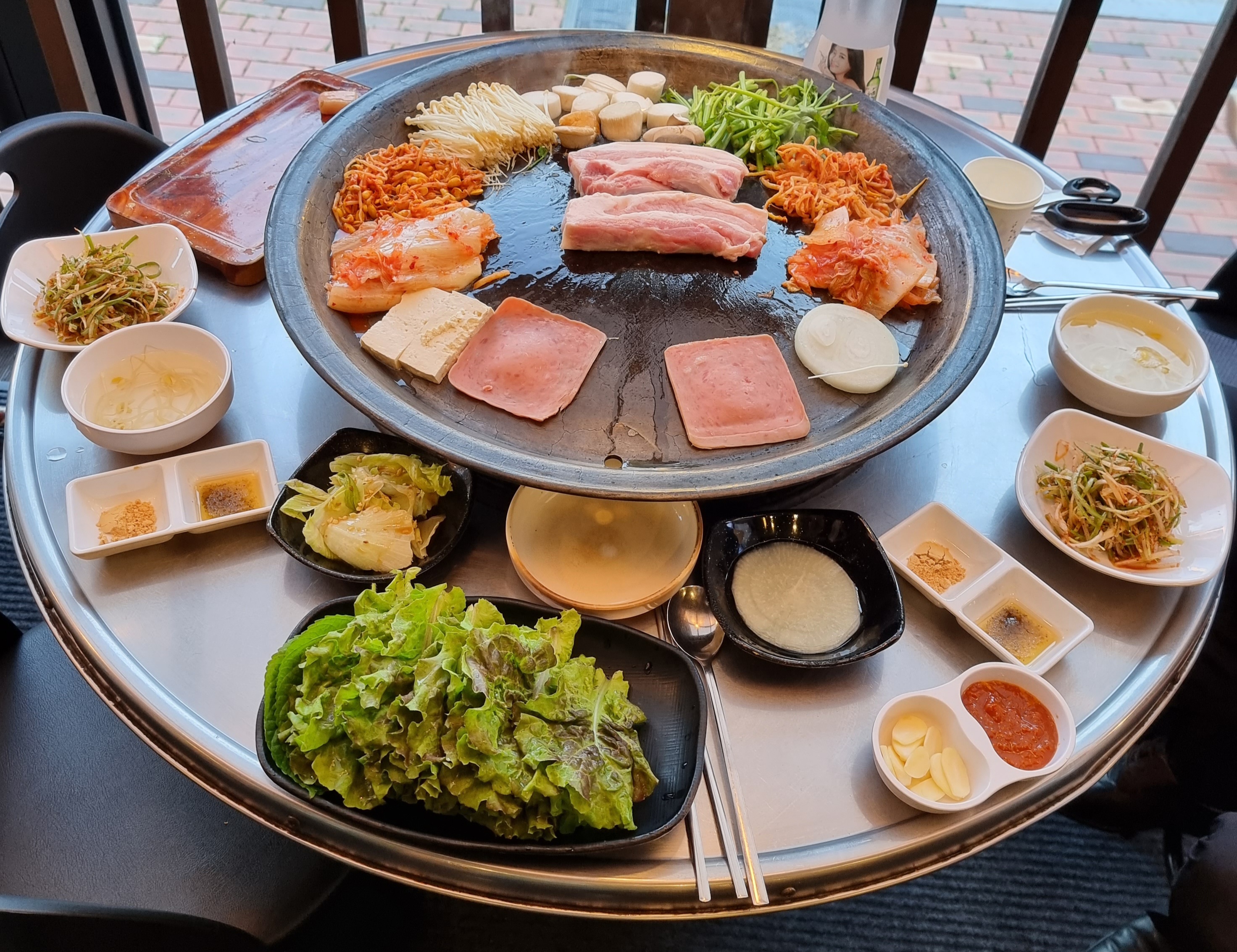 잘돼지왕뚜껑조양점