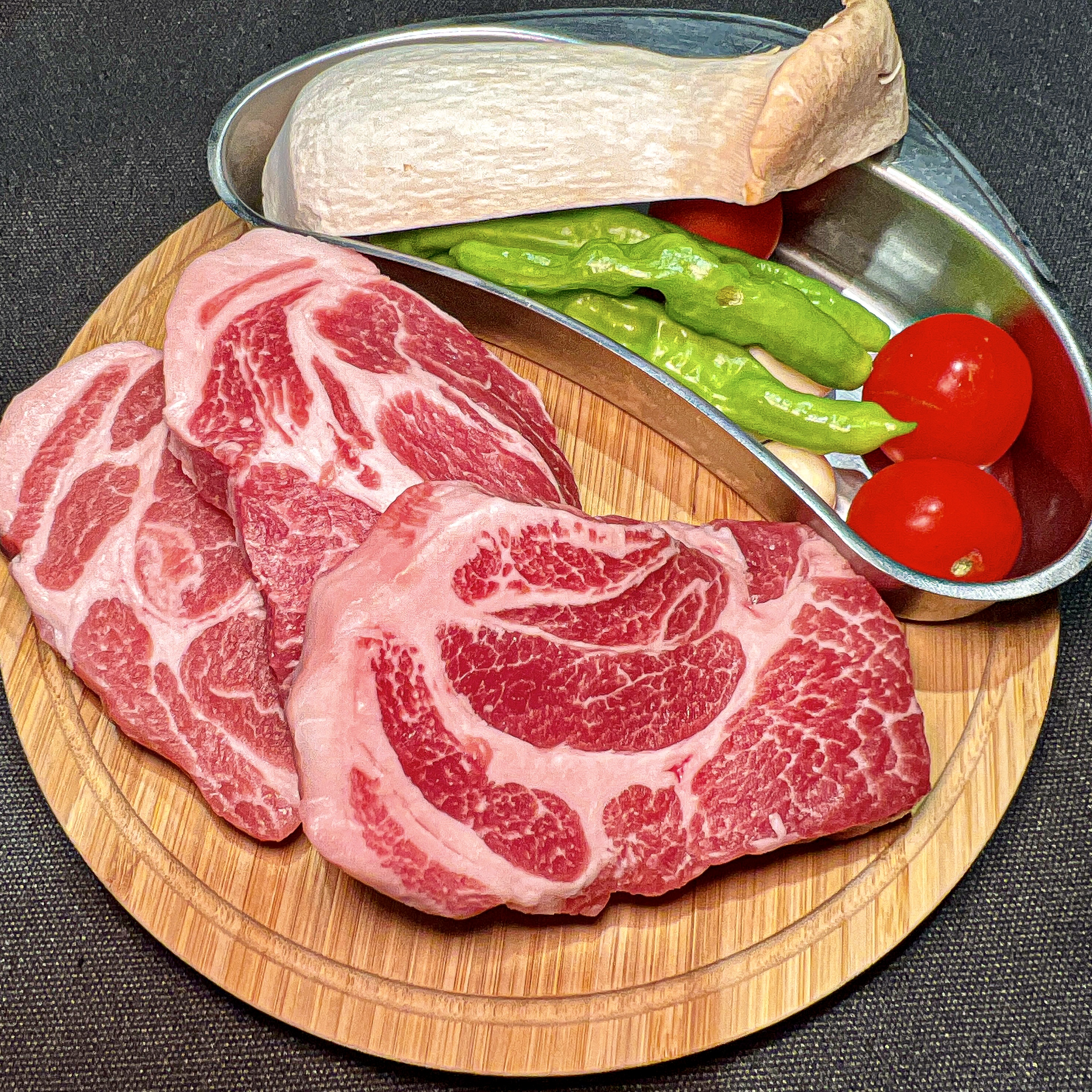 240 熟成豚肩ロース(180g)