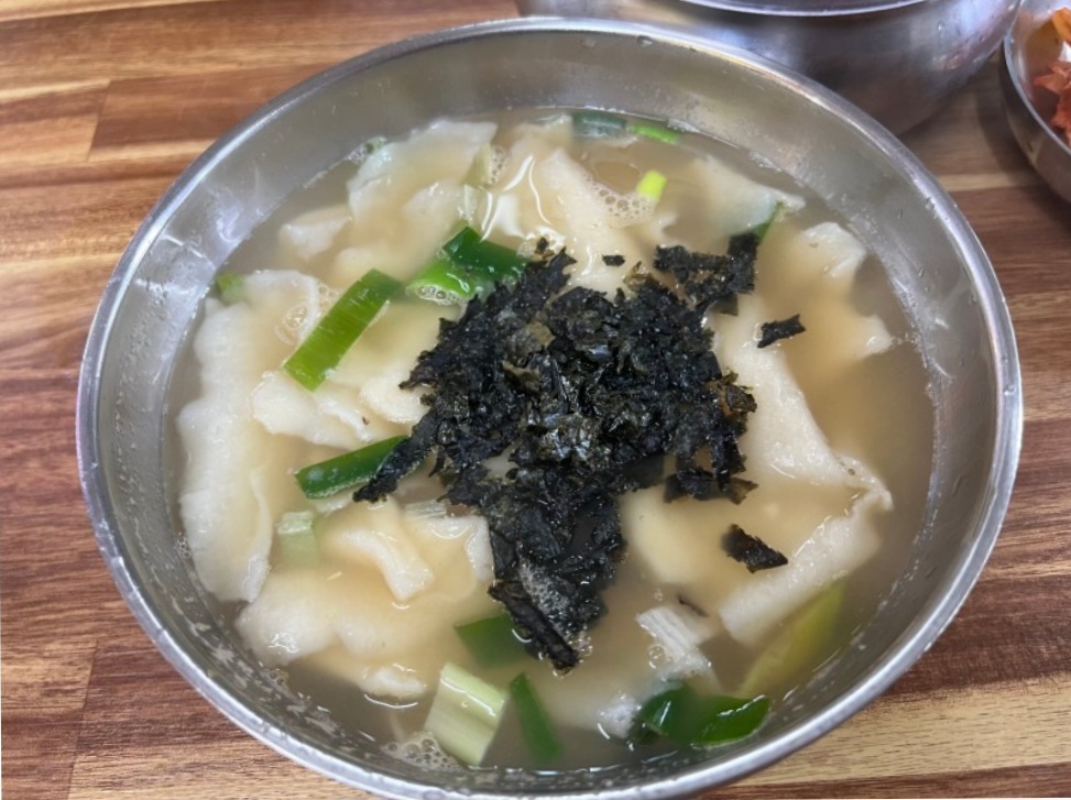 맛담칼국수