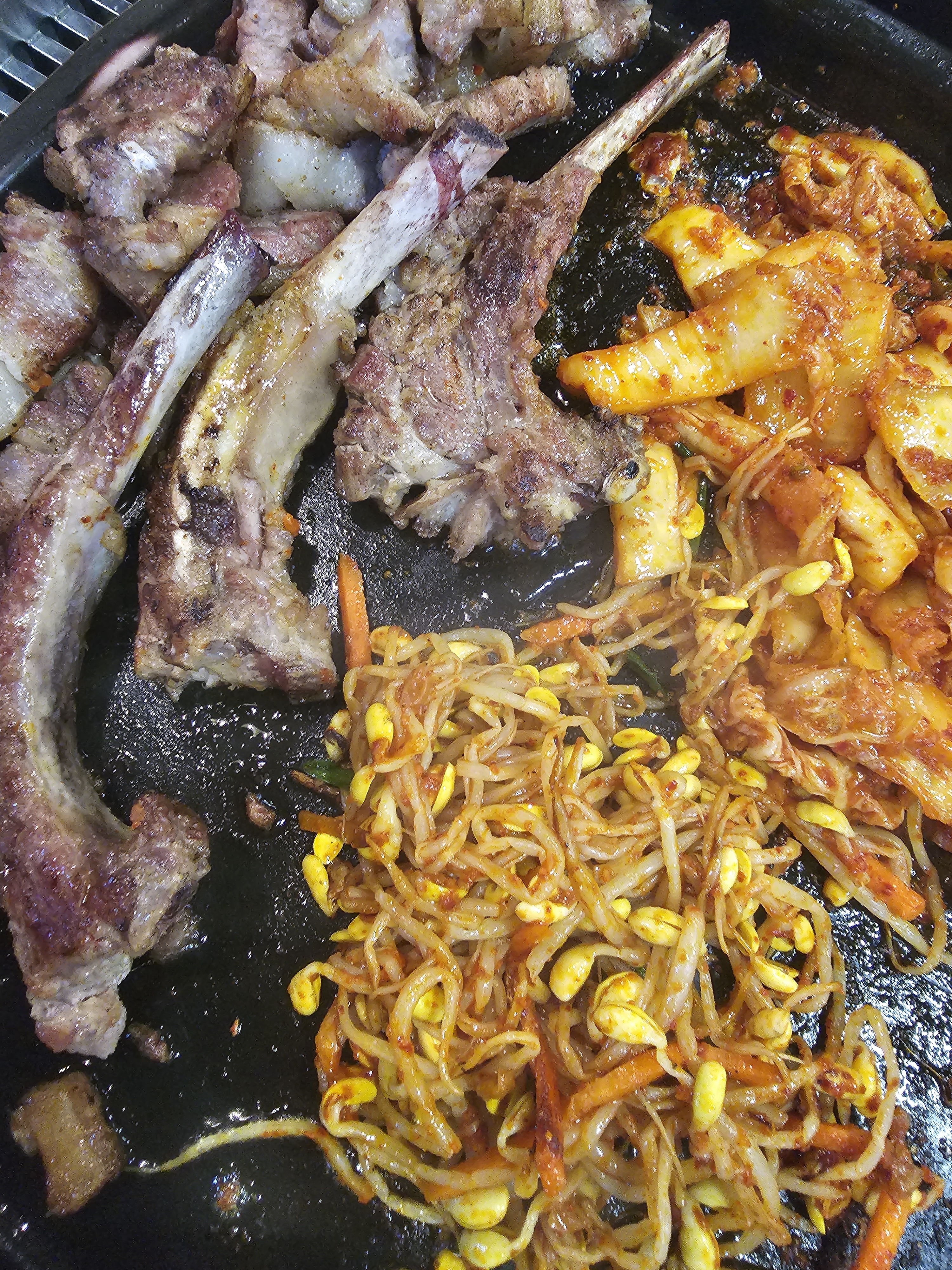초벌돼지구이 정돈가 식당