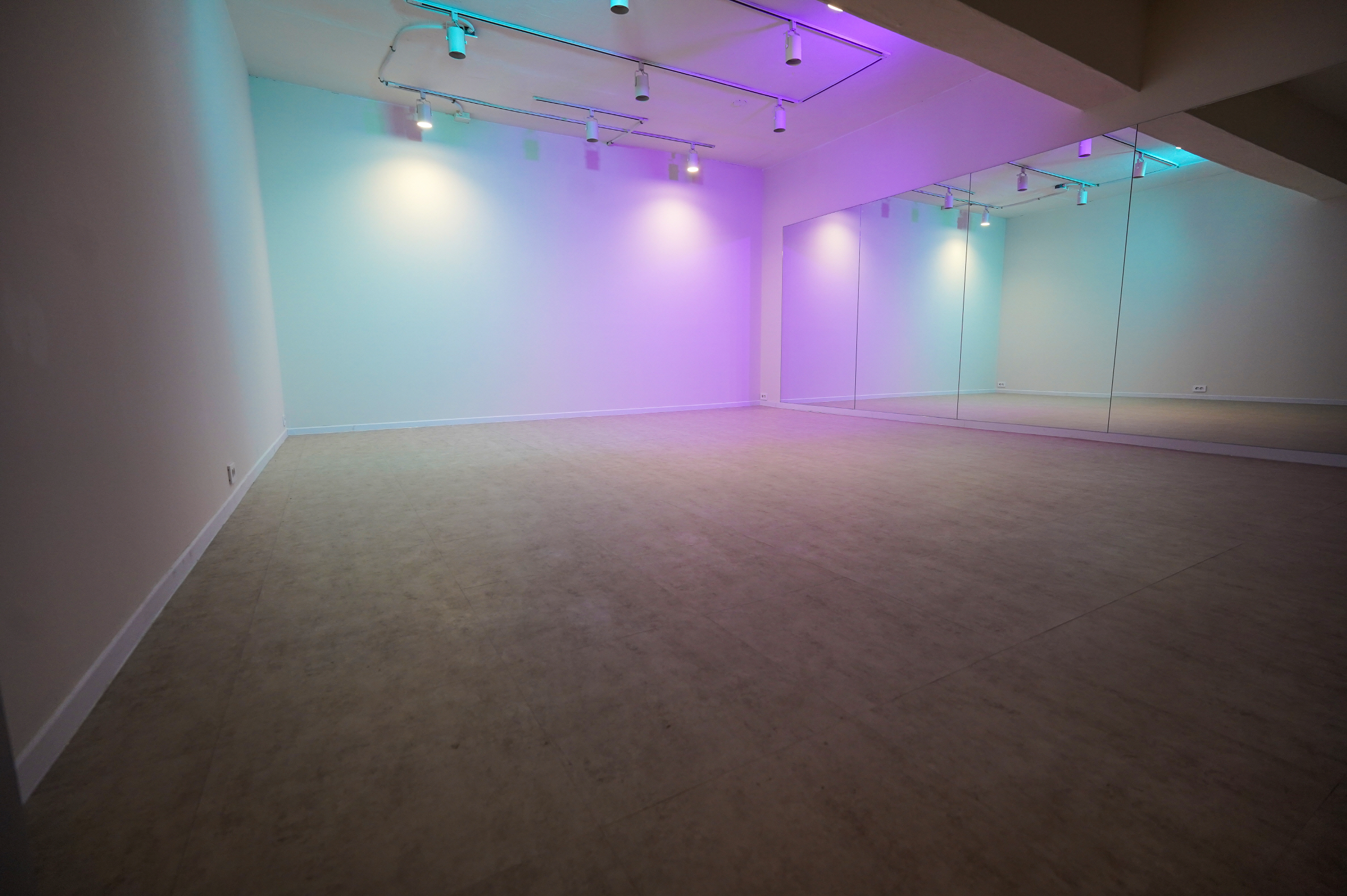 1번째 스튜디오 사진