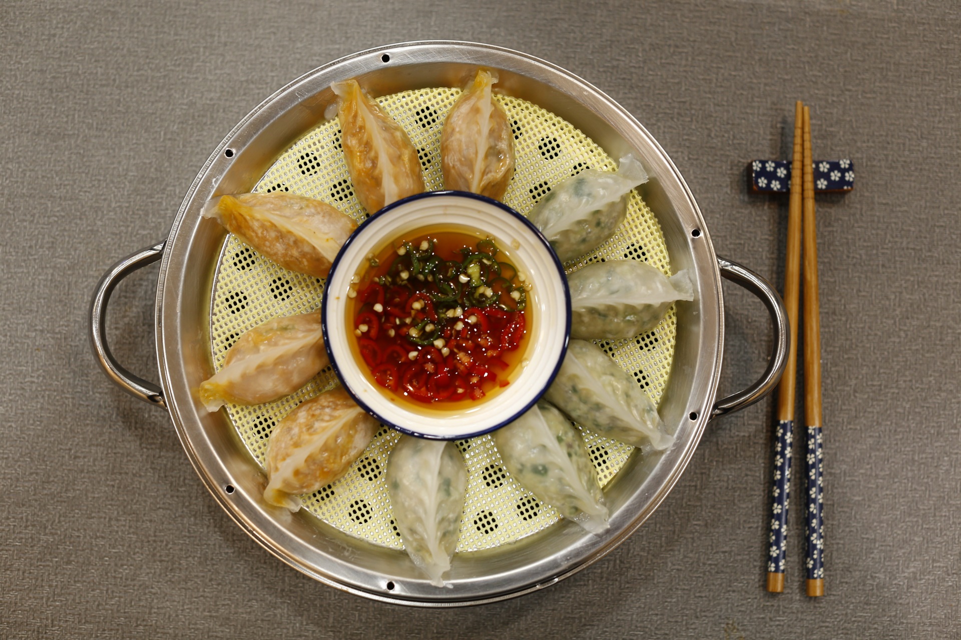 유가도토리칼국수
