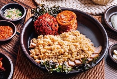 박경규의항아리보쌈원주점