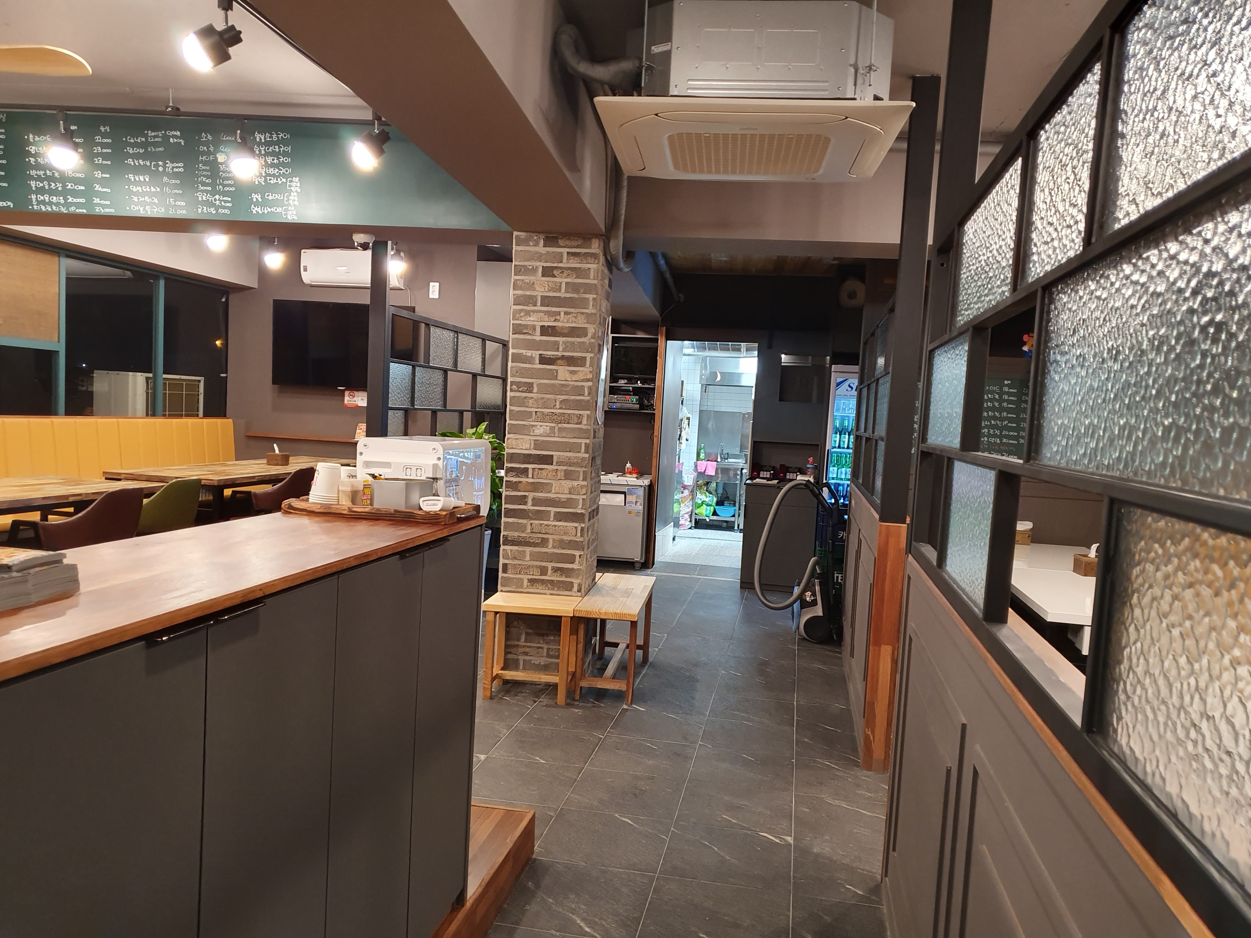 바로커치킨&찜닭&숯불치킨