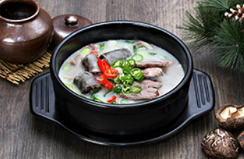 태기산더덕순대 남성역점