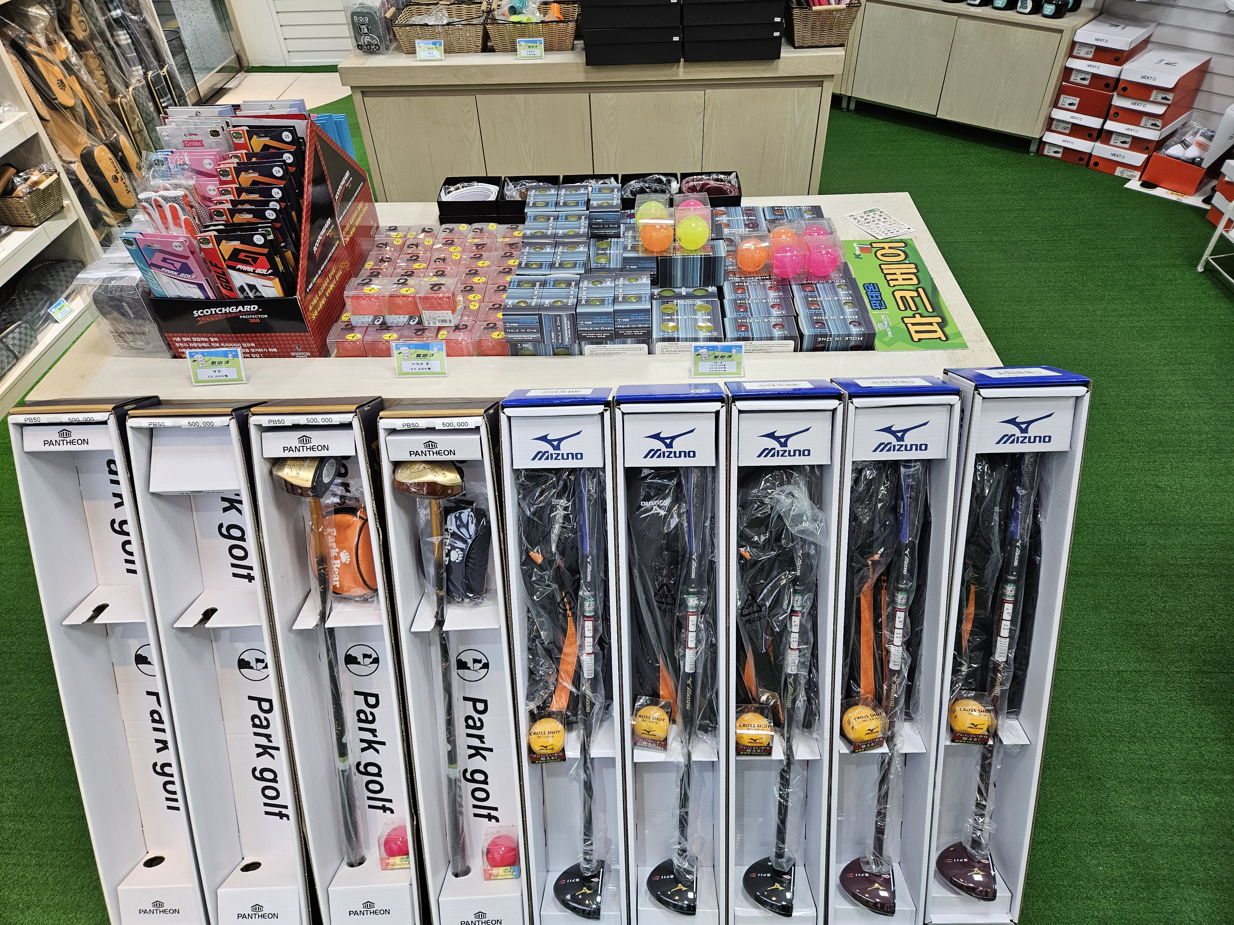 힐파크골프 매장 내부 이미지