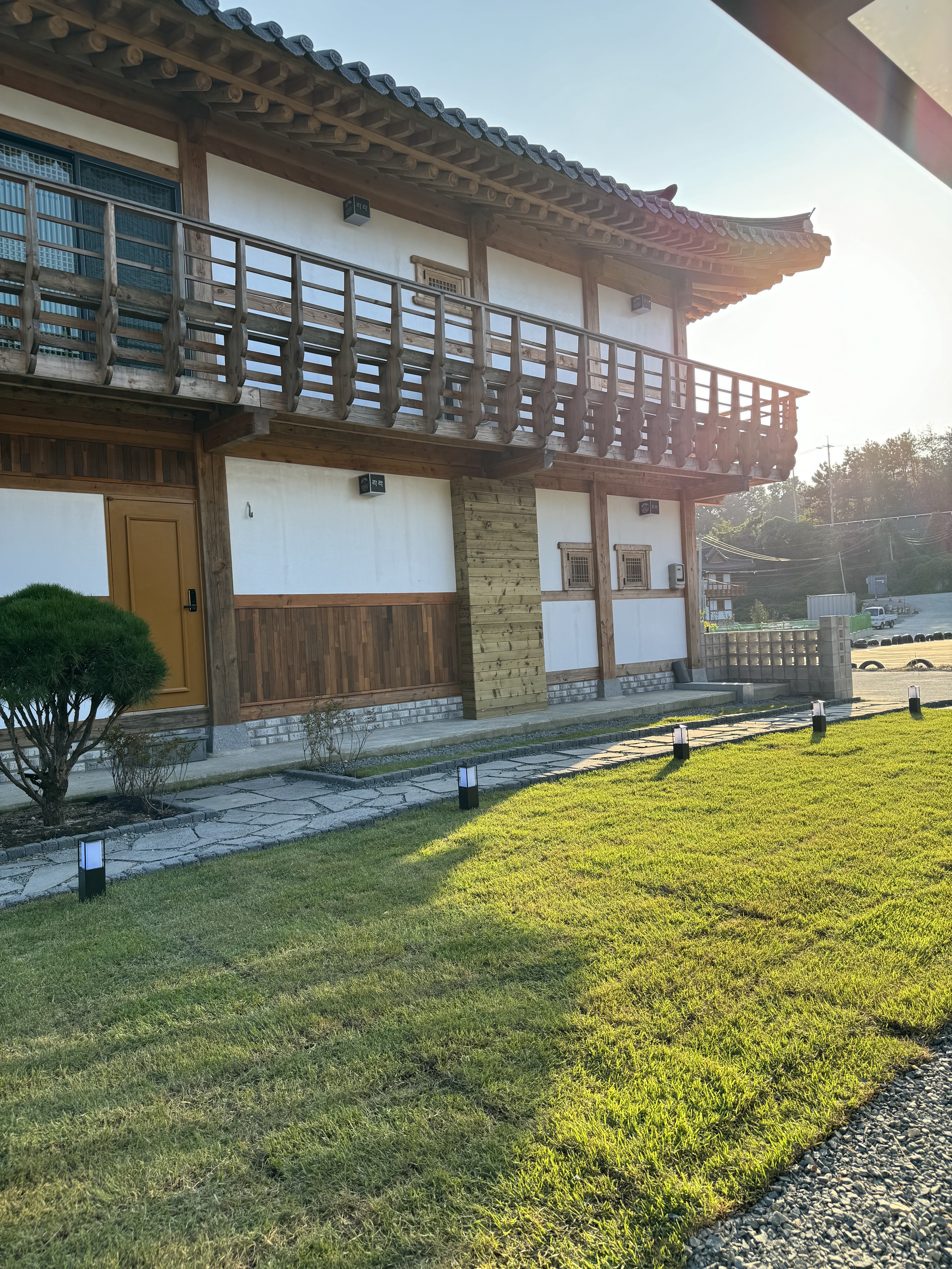 경주 호텔식 감성 숙소 한옥 풀빌라 펜션 라라