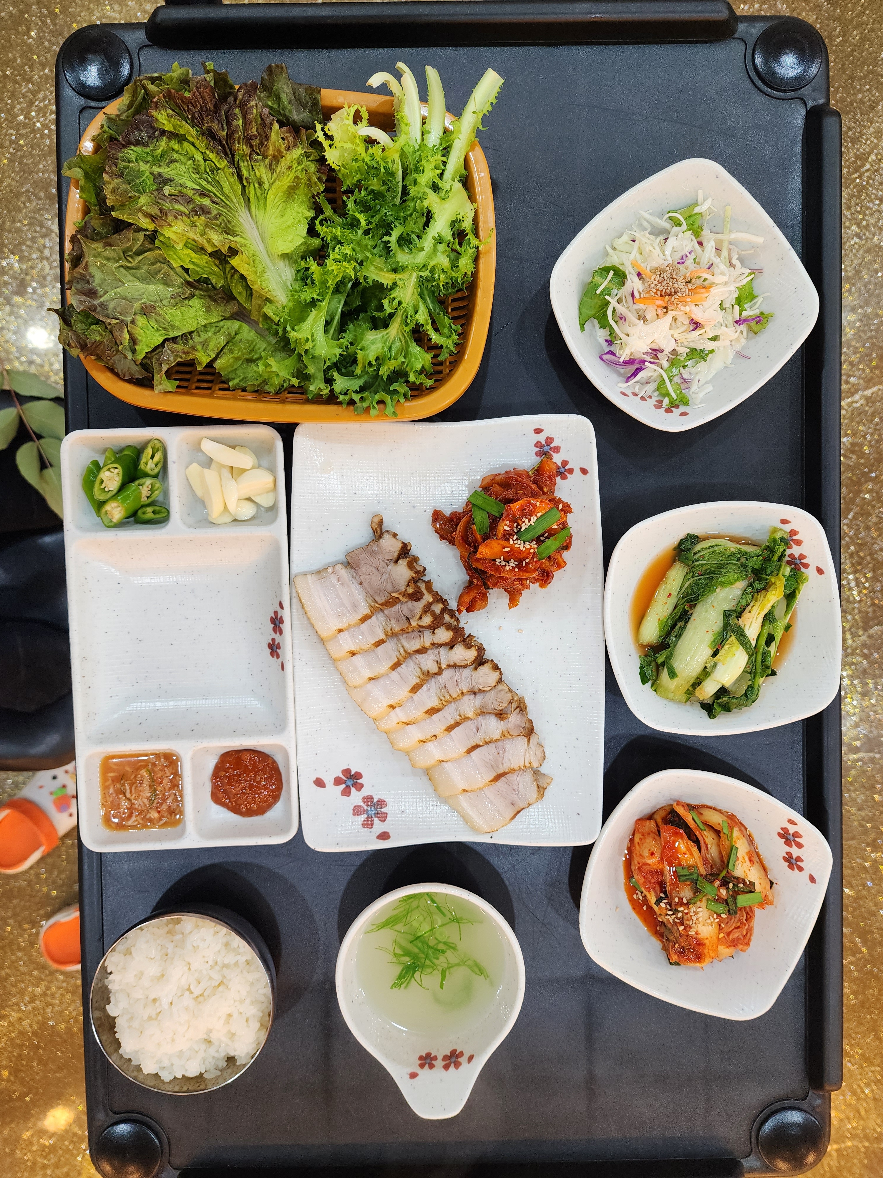 야채처녀버섯총각샤브칼국수