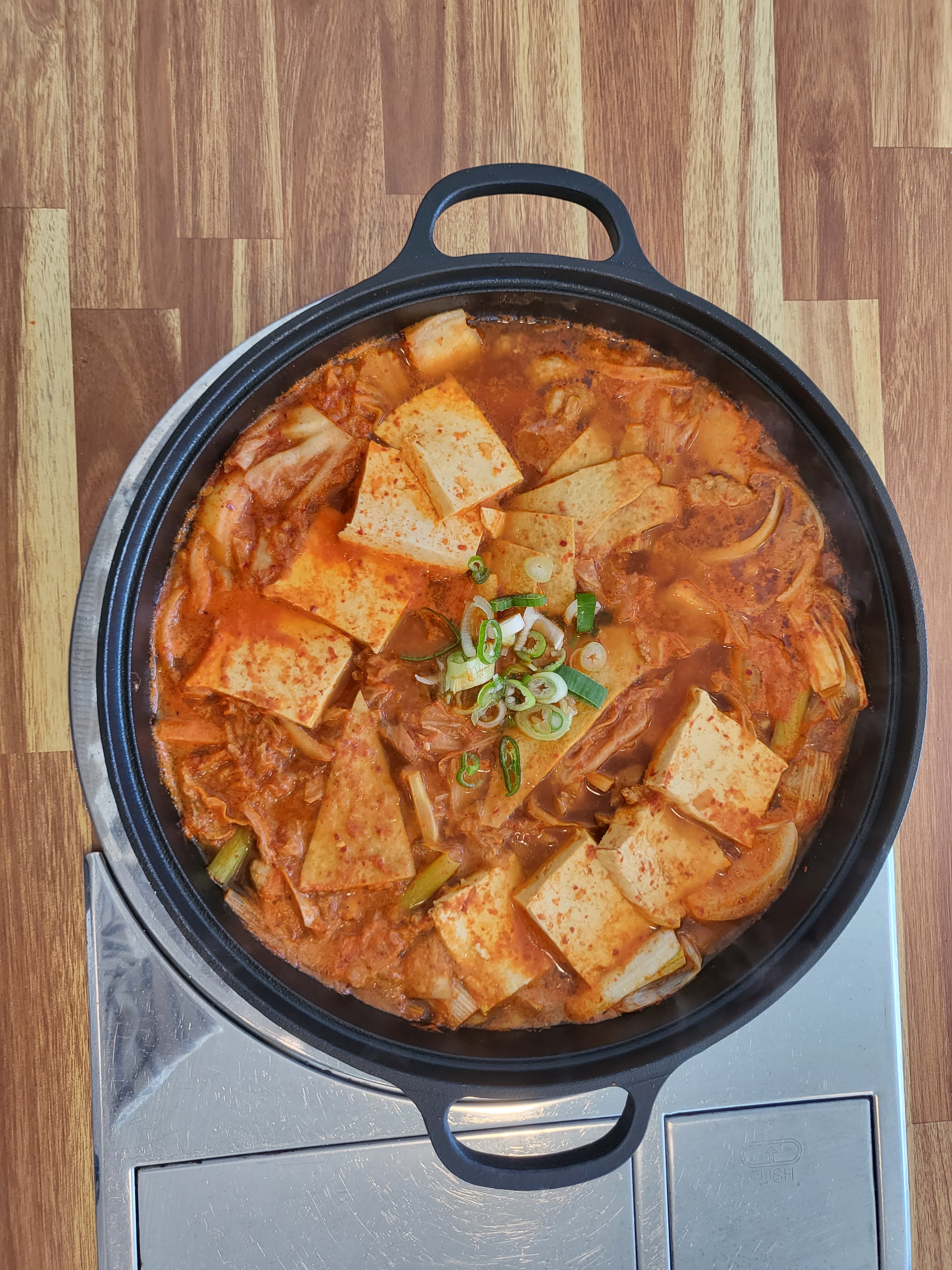 가마솥김치전골 부산법원점