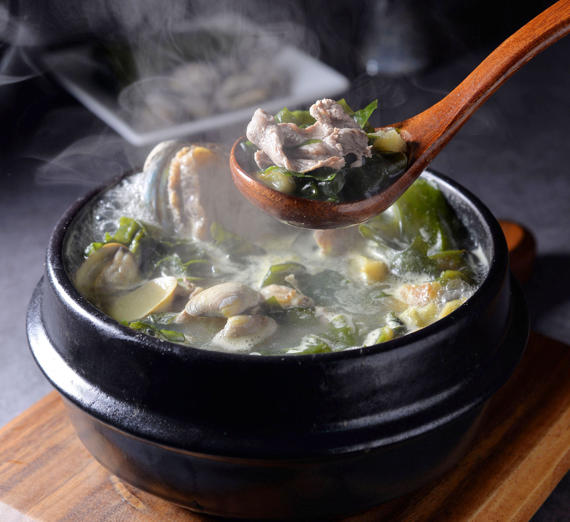 맛깔참죽 완도미역 동탄실리콘앨리점