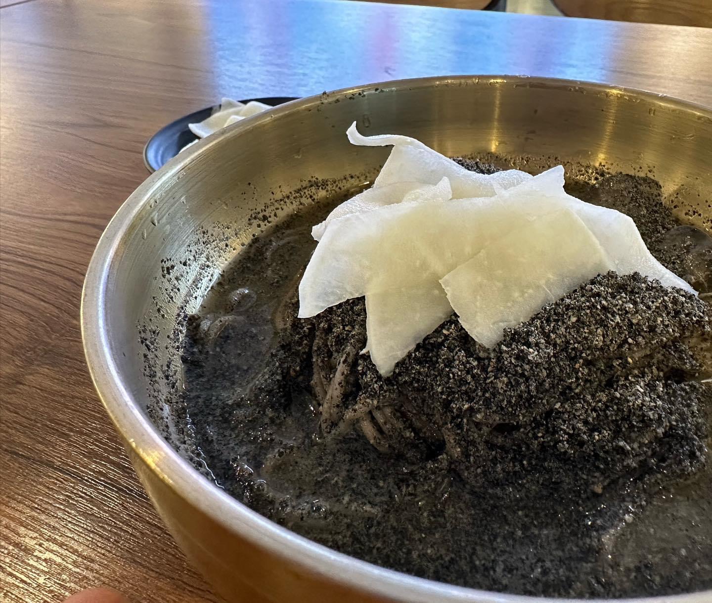 Black sesame buckwheat noodles