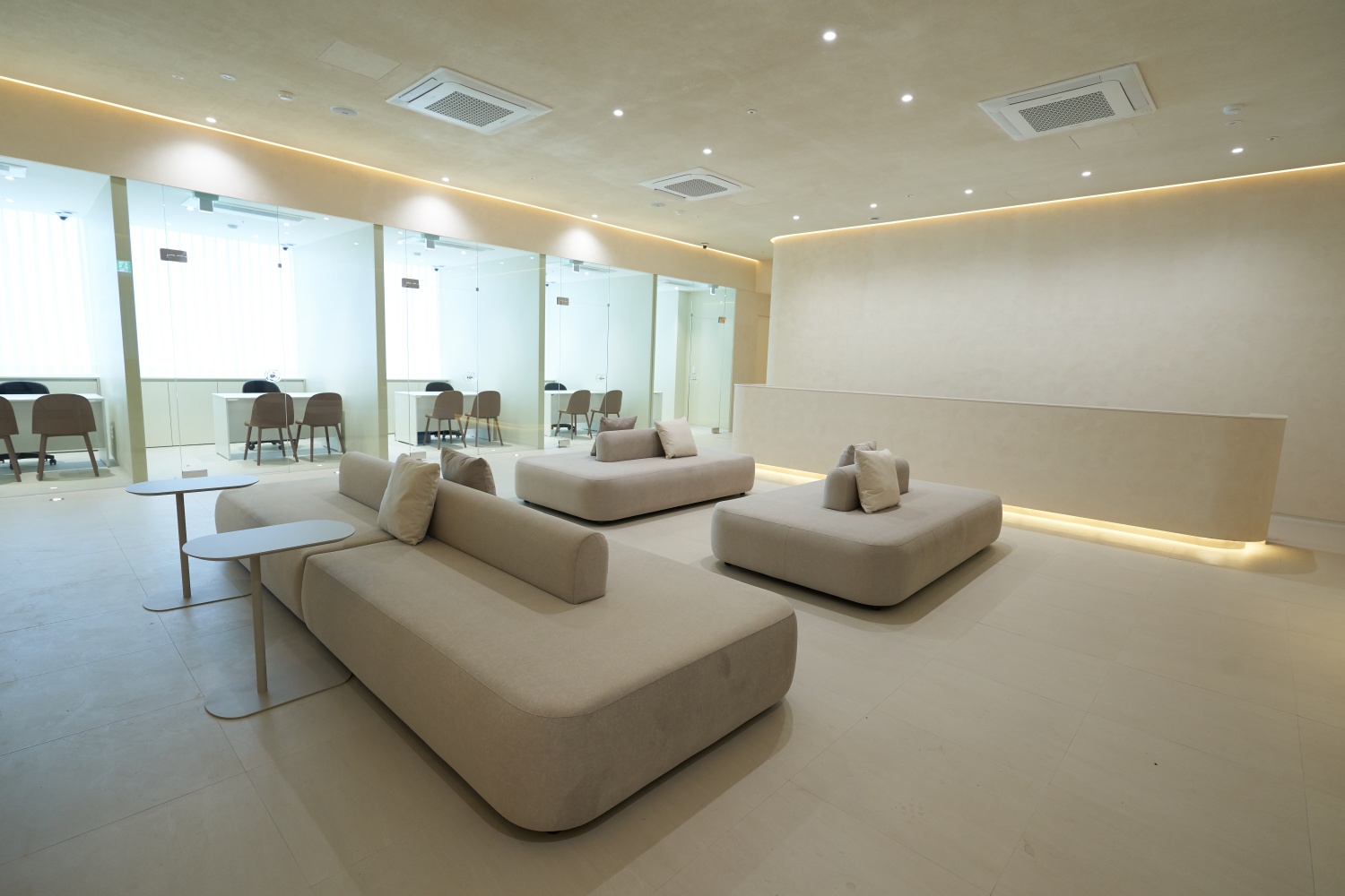 톤즈의원 홍대입구역 대표 이미지