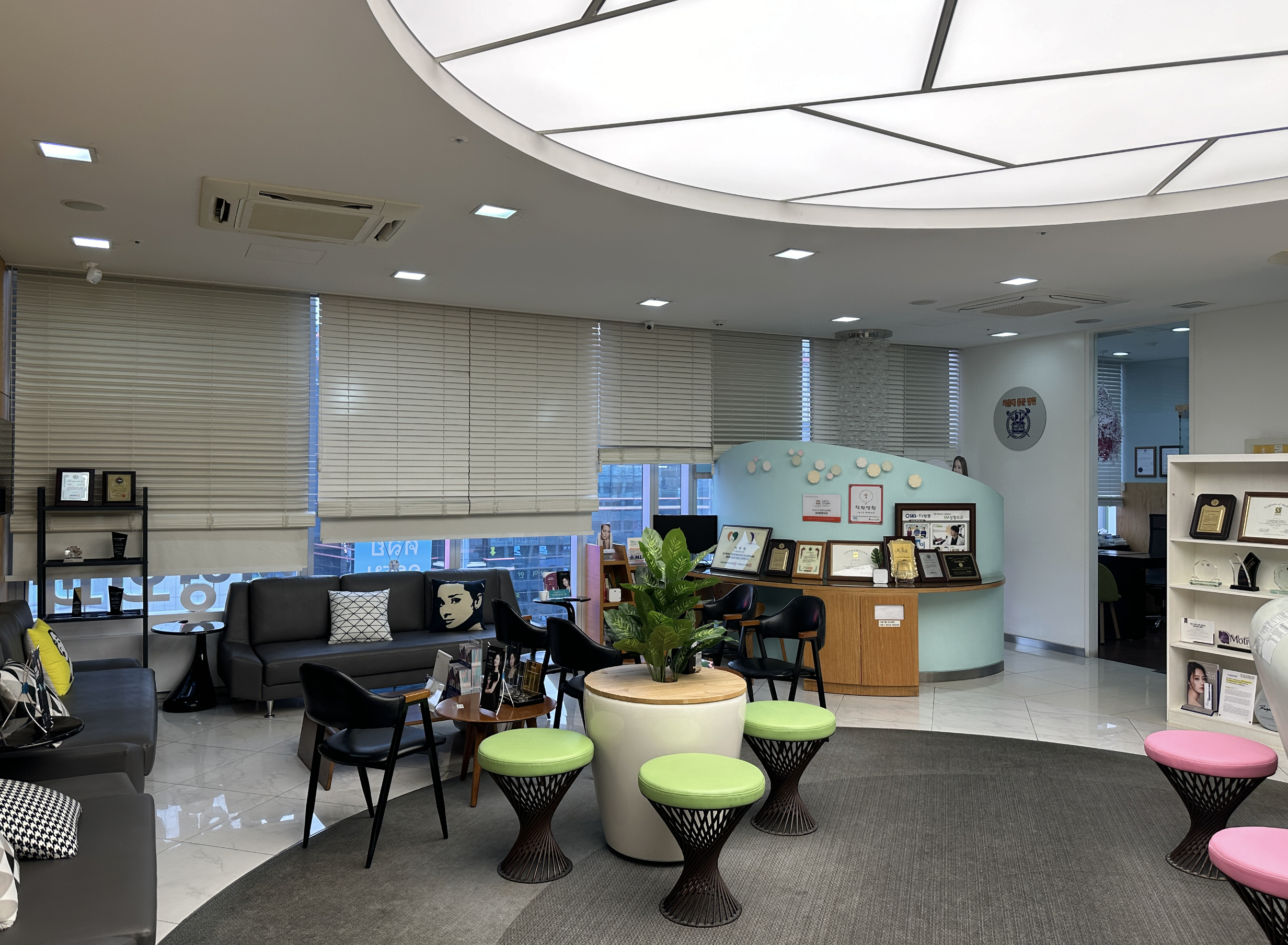 에스엠성형외과 이미지