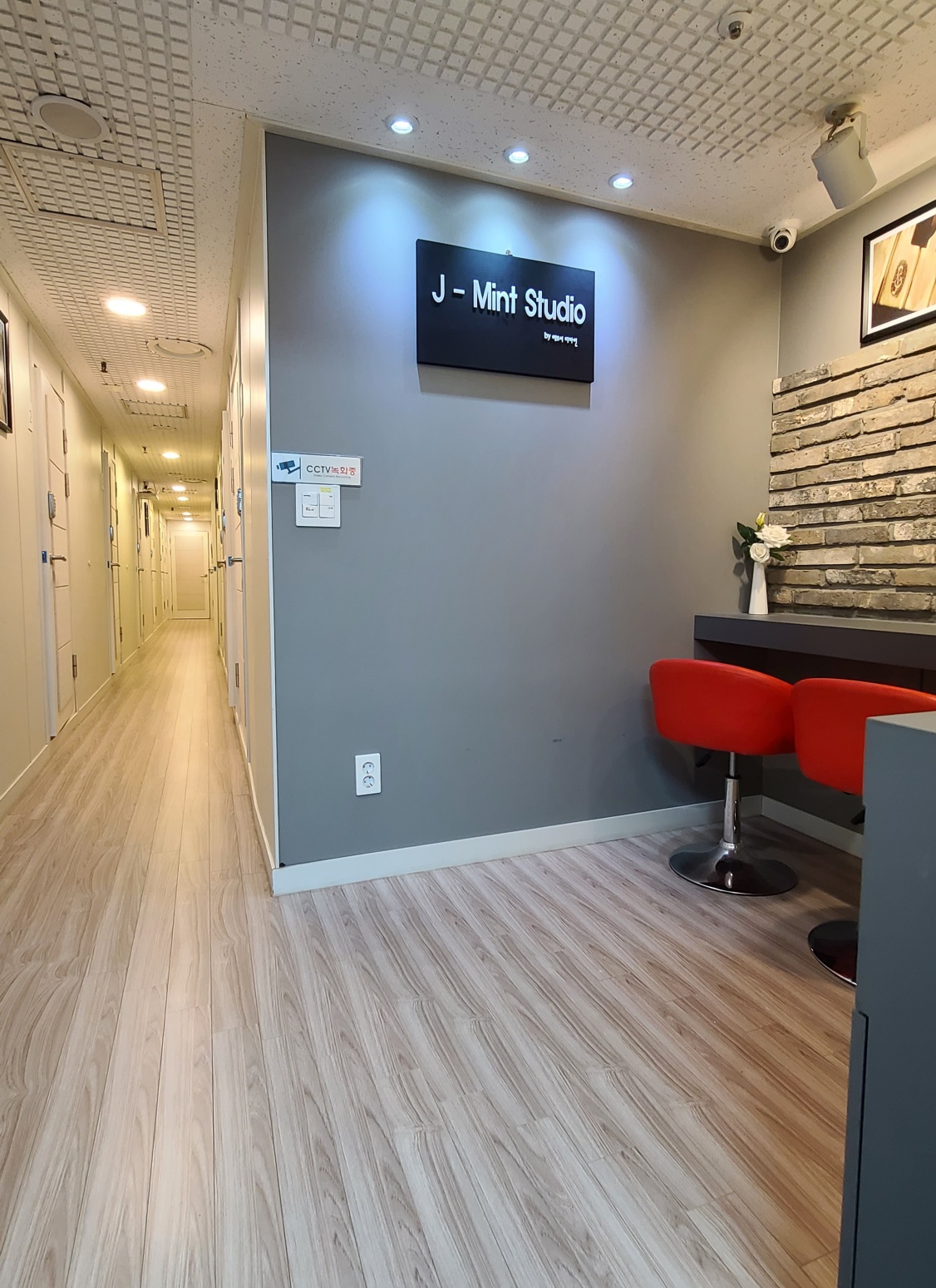 1번째 스튜디오 사진