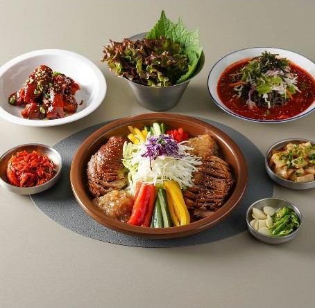 역북동족발집 본점