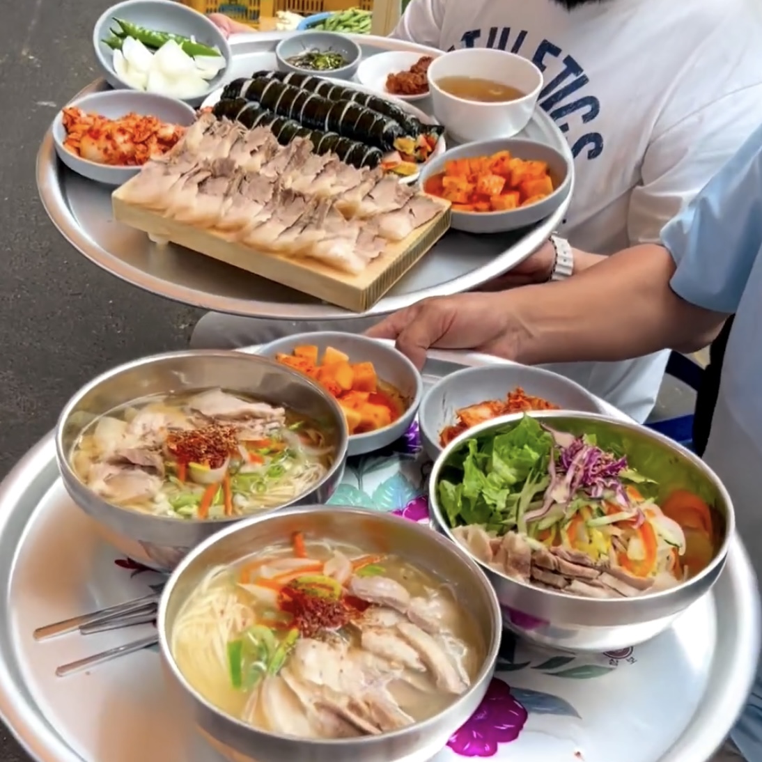 동진식당 고기국수 동문시장점