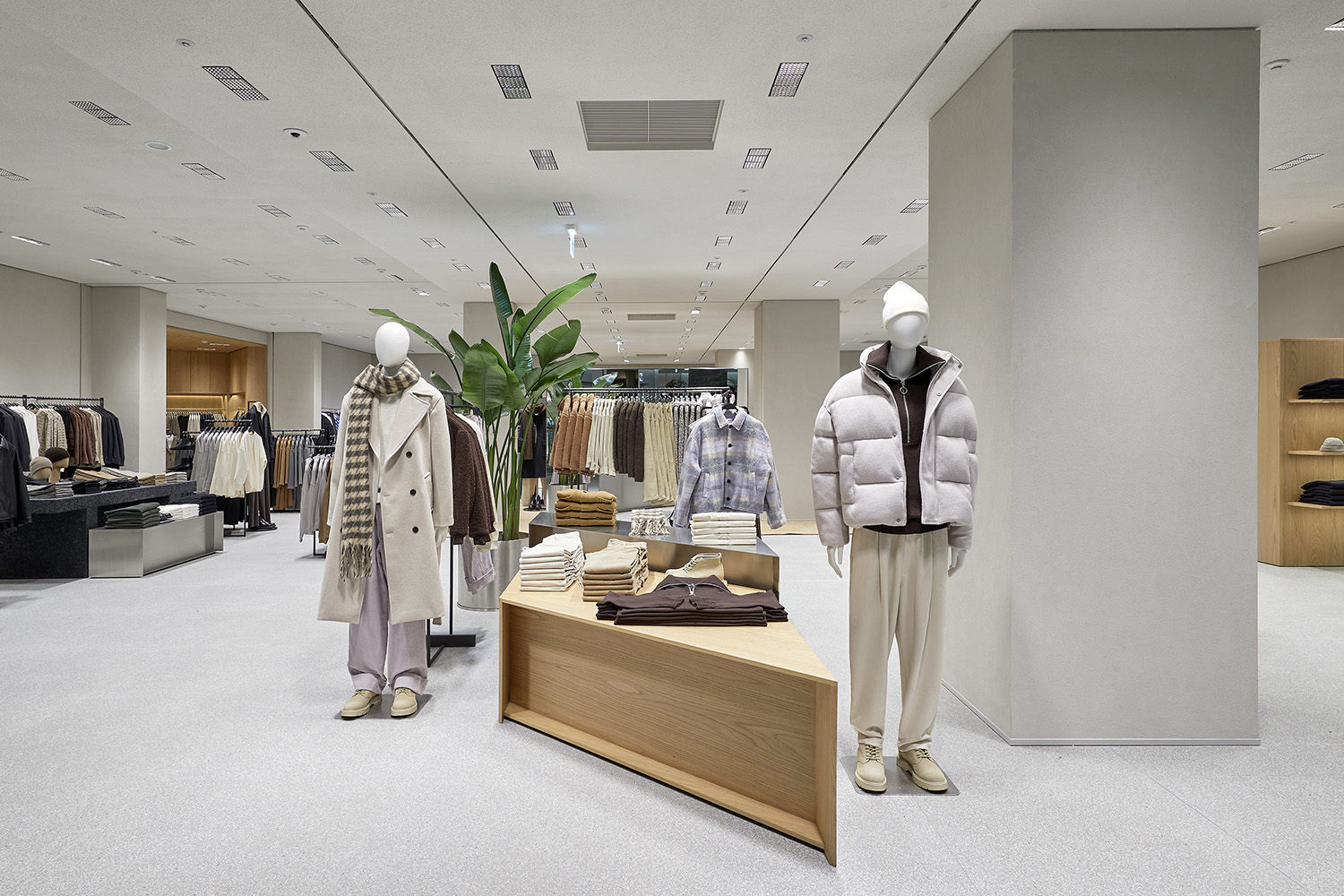 ZARA 롯데몰 김포공항점 내부 또는 관련 모습