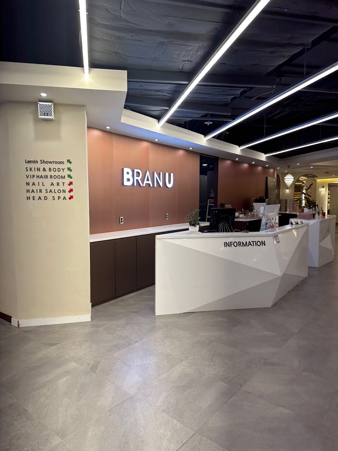 브래뉴헤어 중산점 대표 이미지