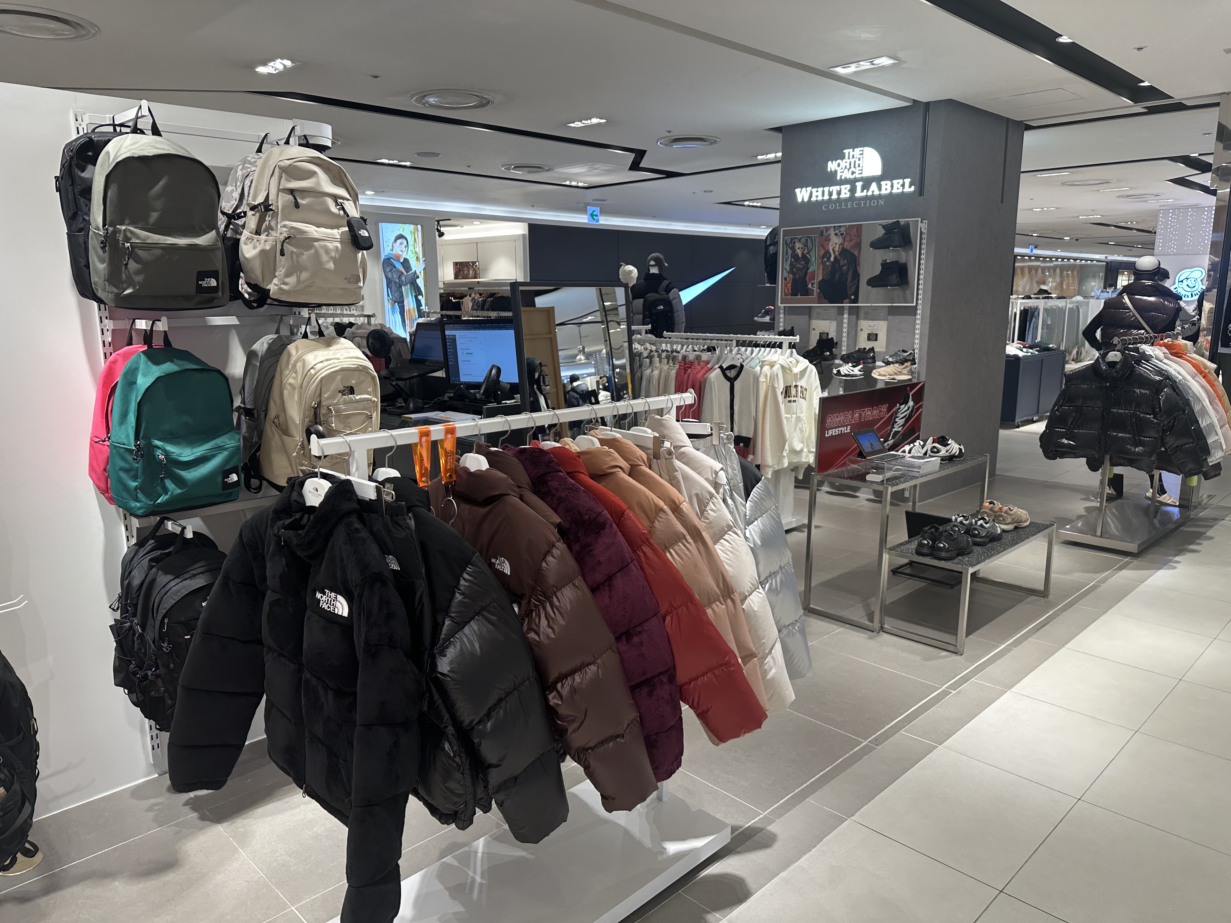 노스페이스 화이트라벨 롯데백화점 일산점