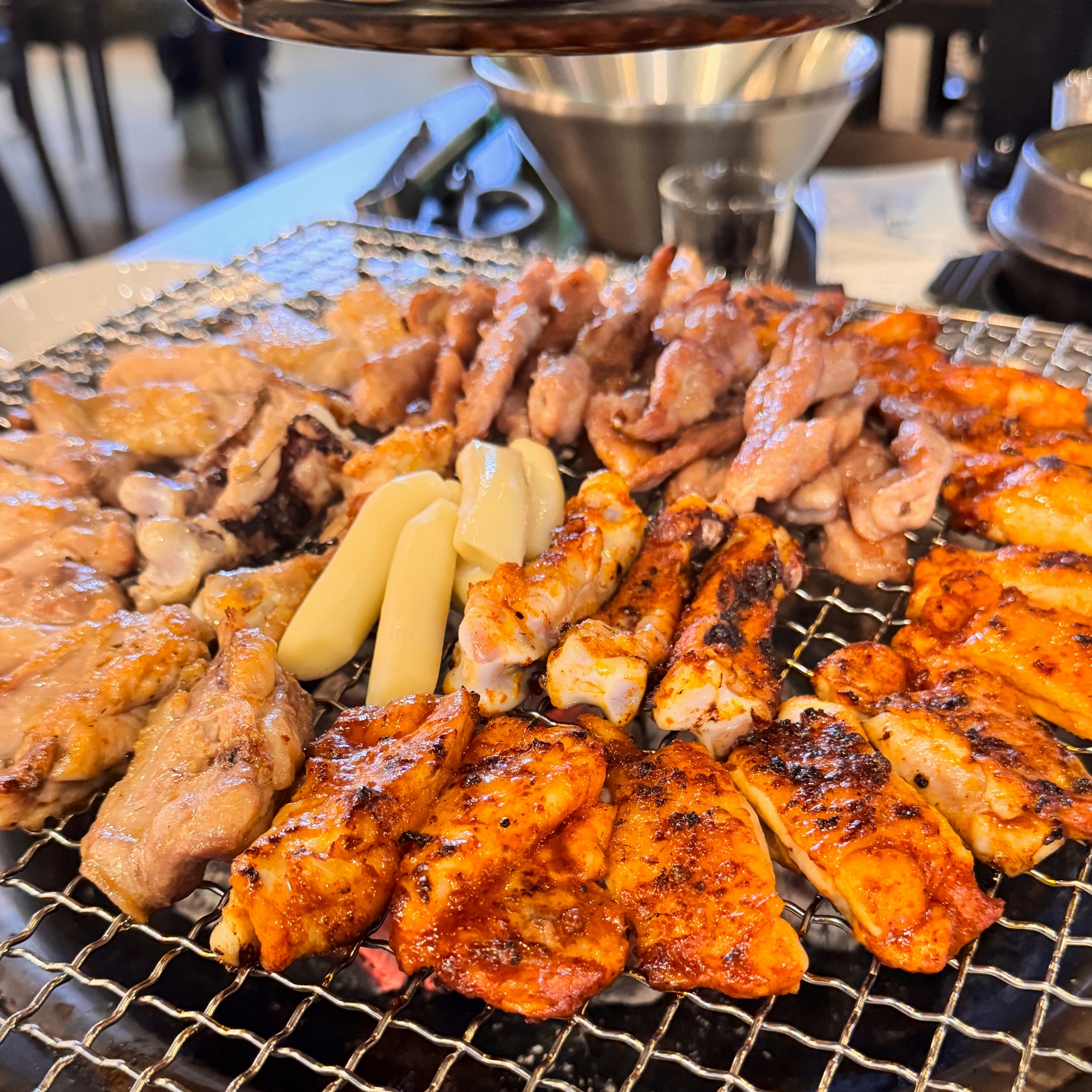 숯불에닭 대구이시아폴리스점