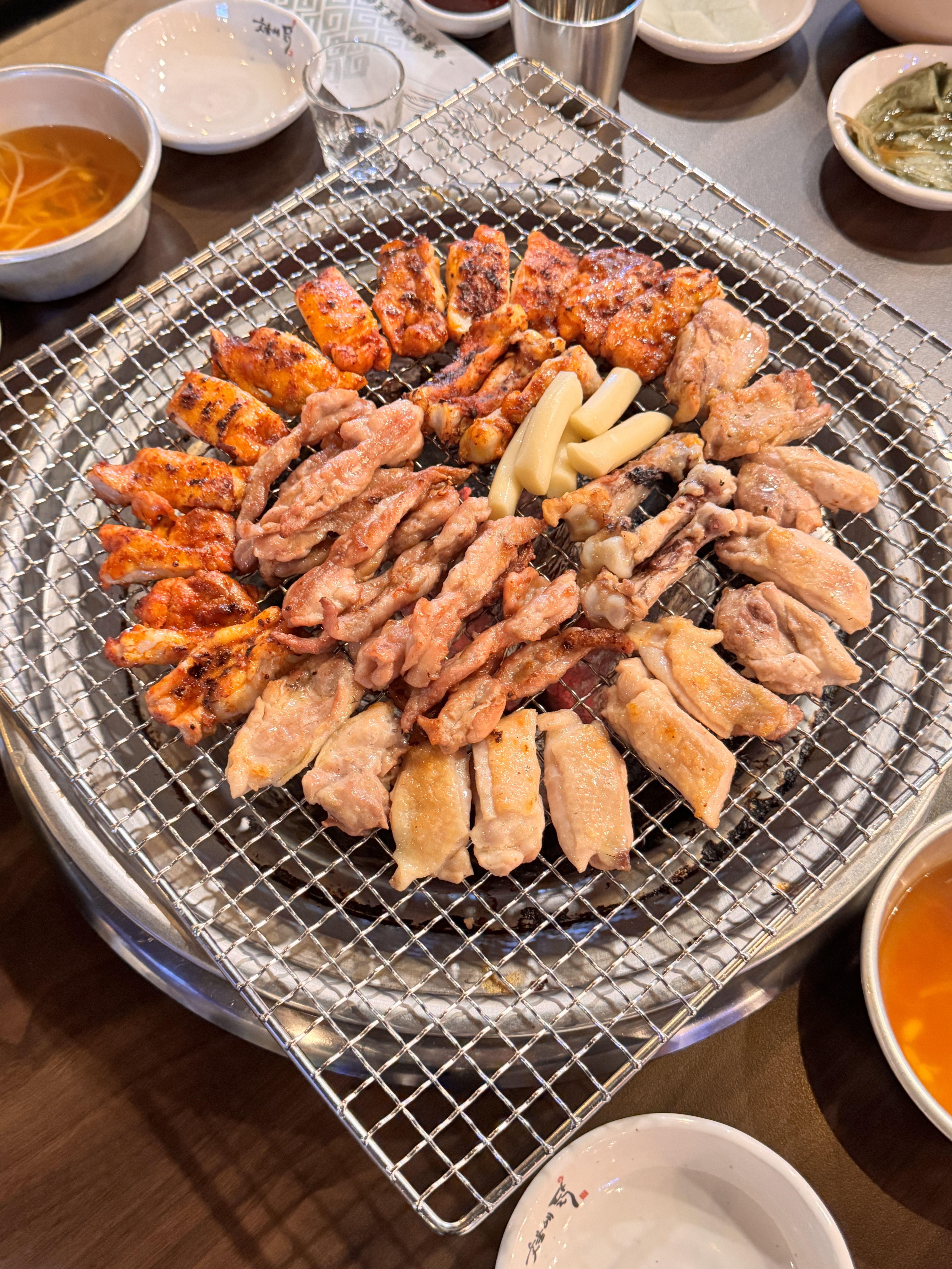 숯불에닭 대구이시아폴리스점