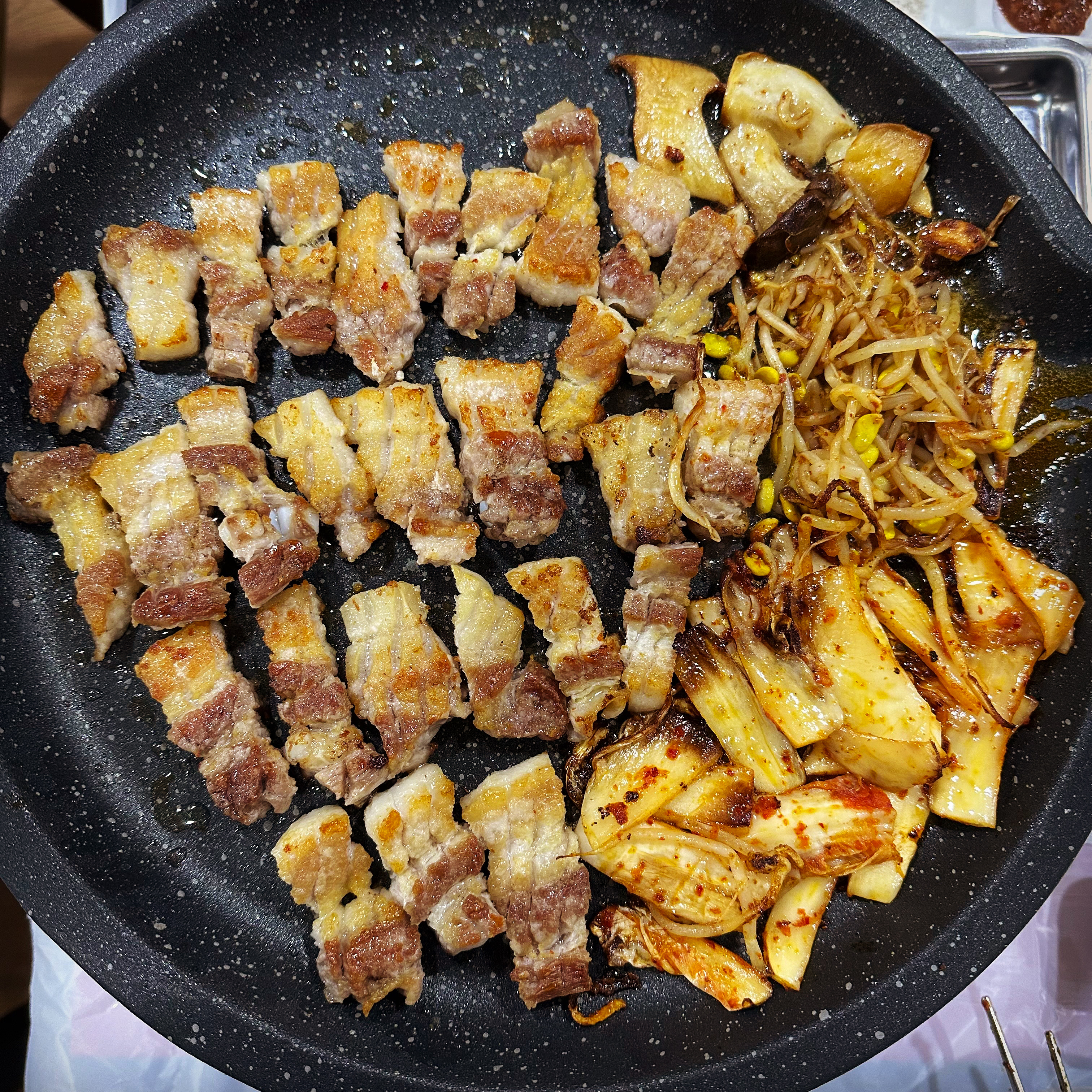 동해삼겹살
