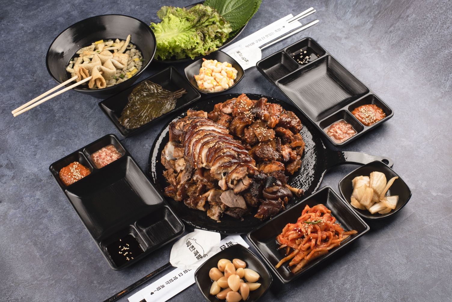 화덕족발(앞발)+불족(대)