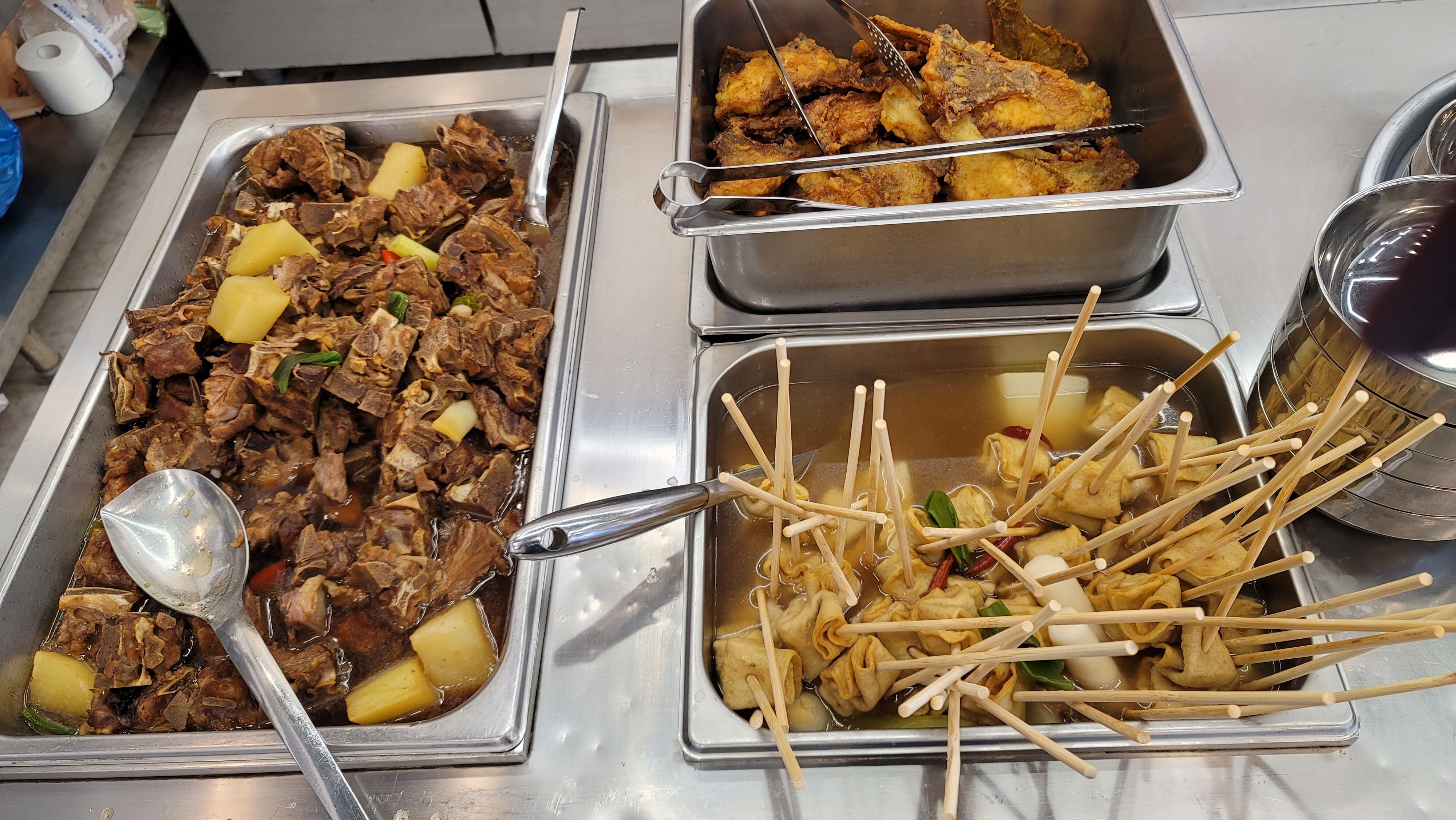 저팔계 한식뷔페