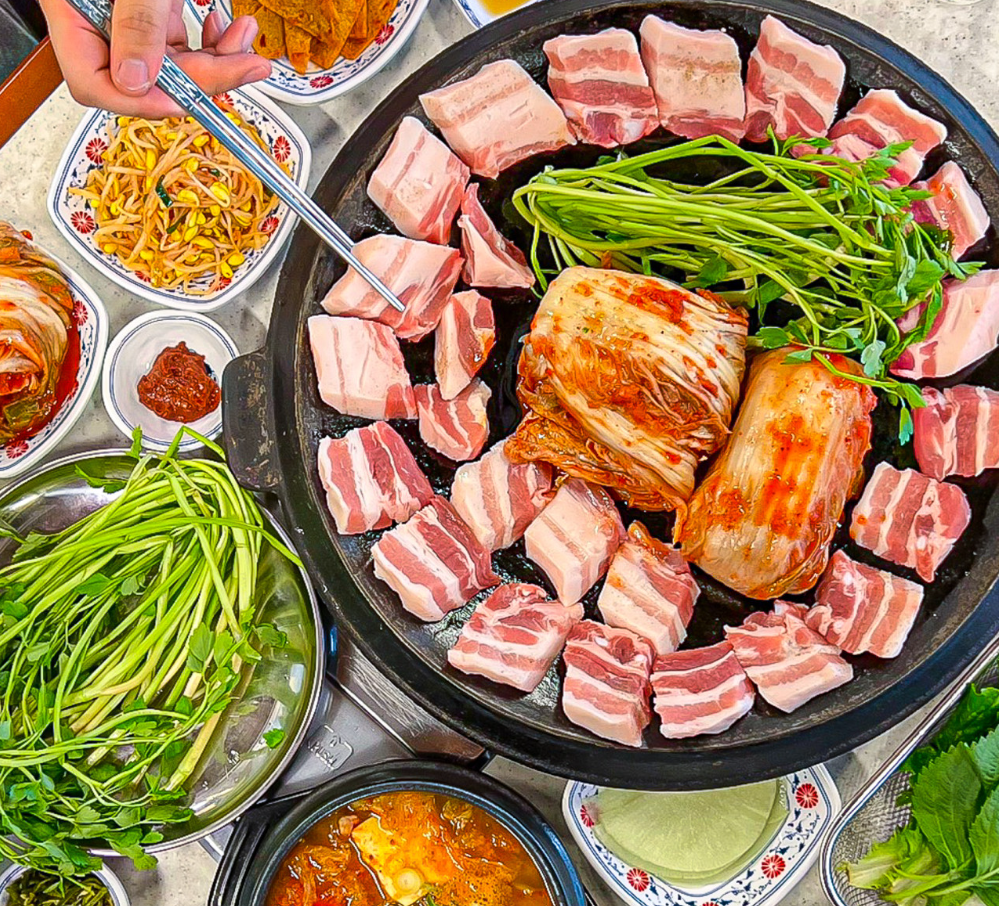 진짜무쇠삼겹 서울신림점