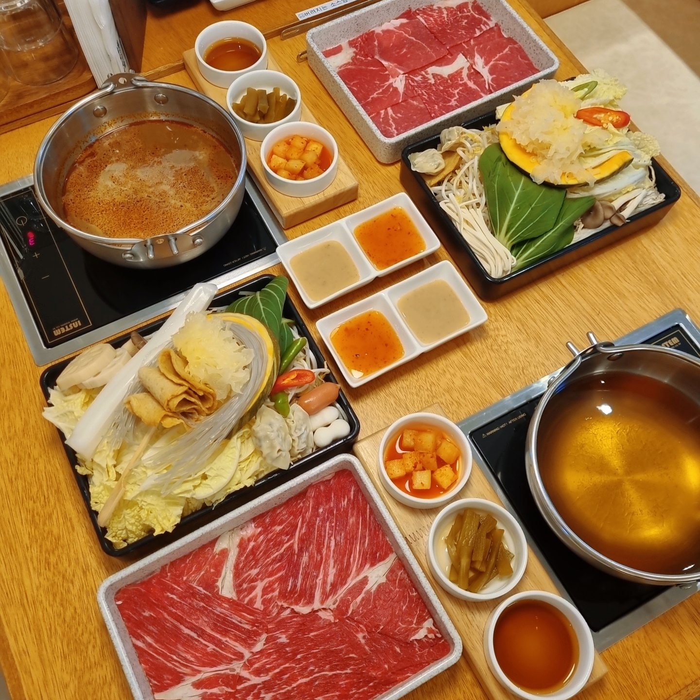 솔밭샤브 신부점 내부 또는 관련 모습