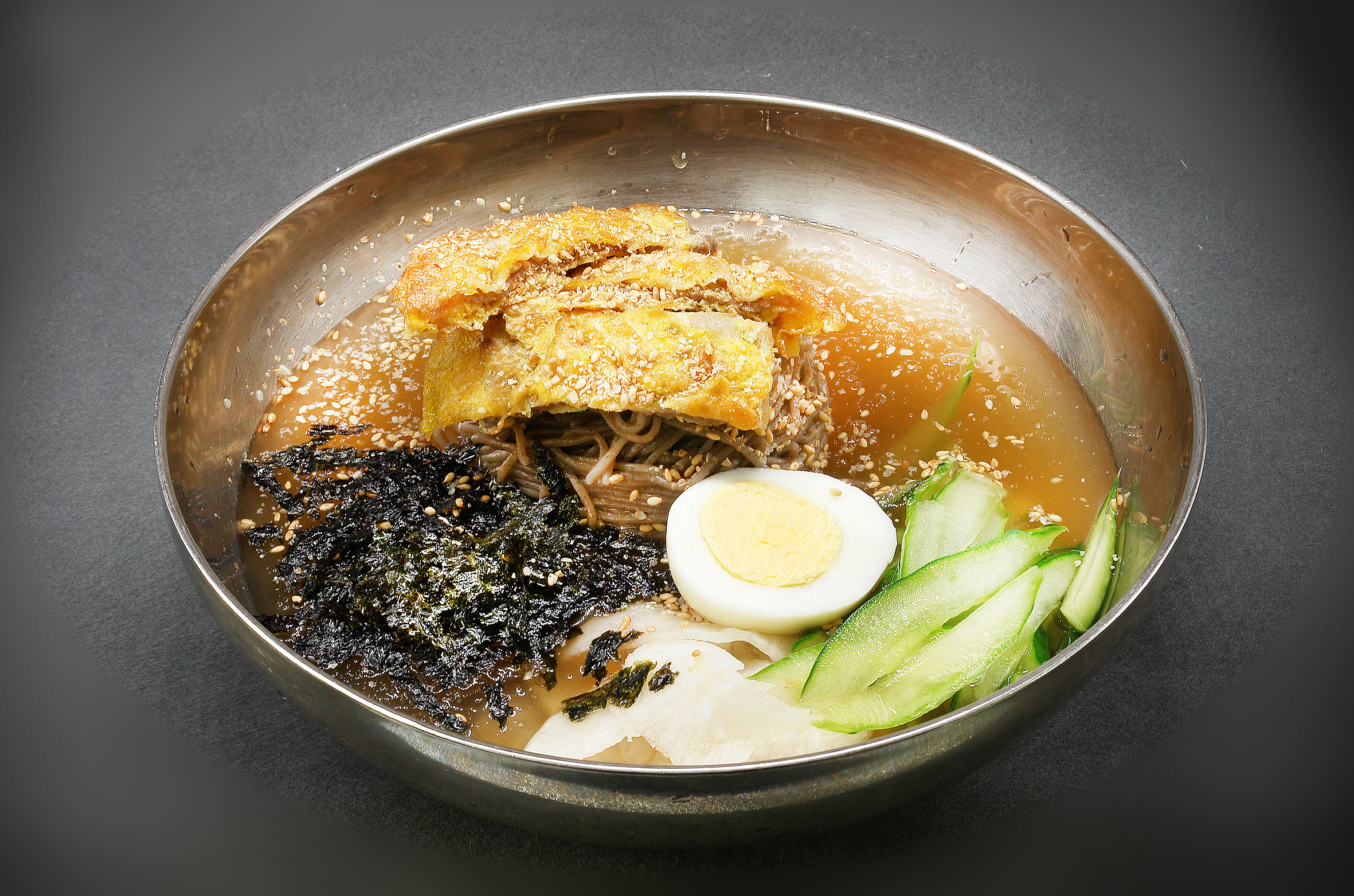 메밀물막국수