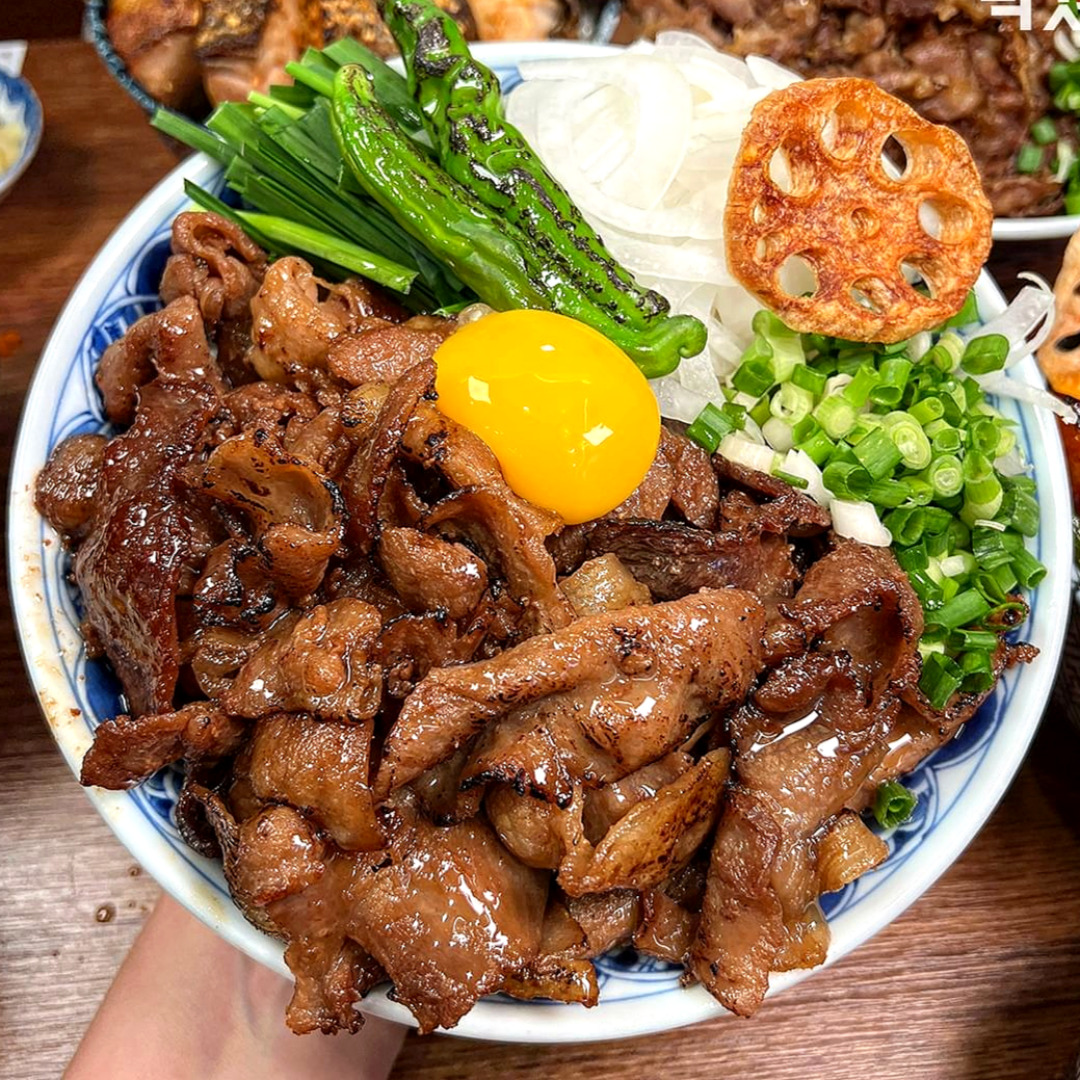 덮밥장사장 부산대점