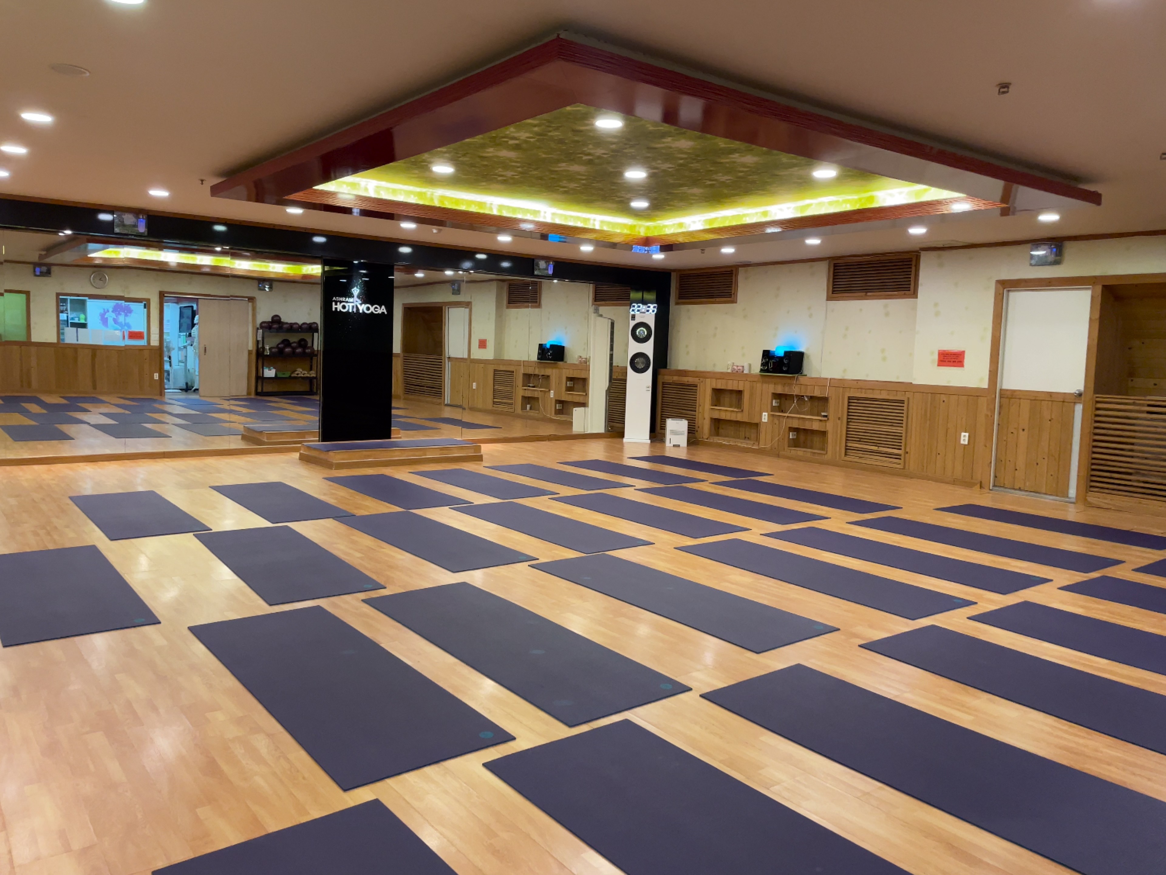 아슈람요가&필라테스 대표 이미지