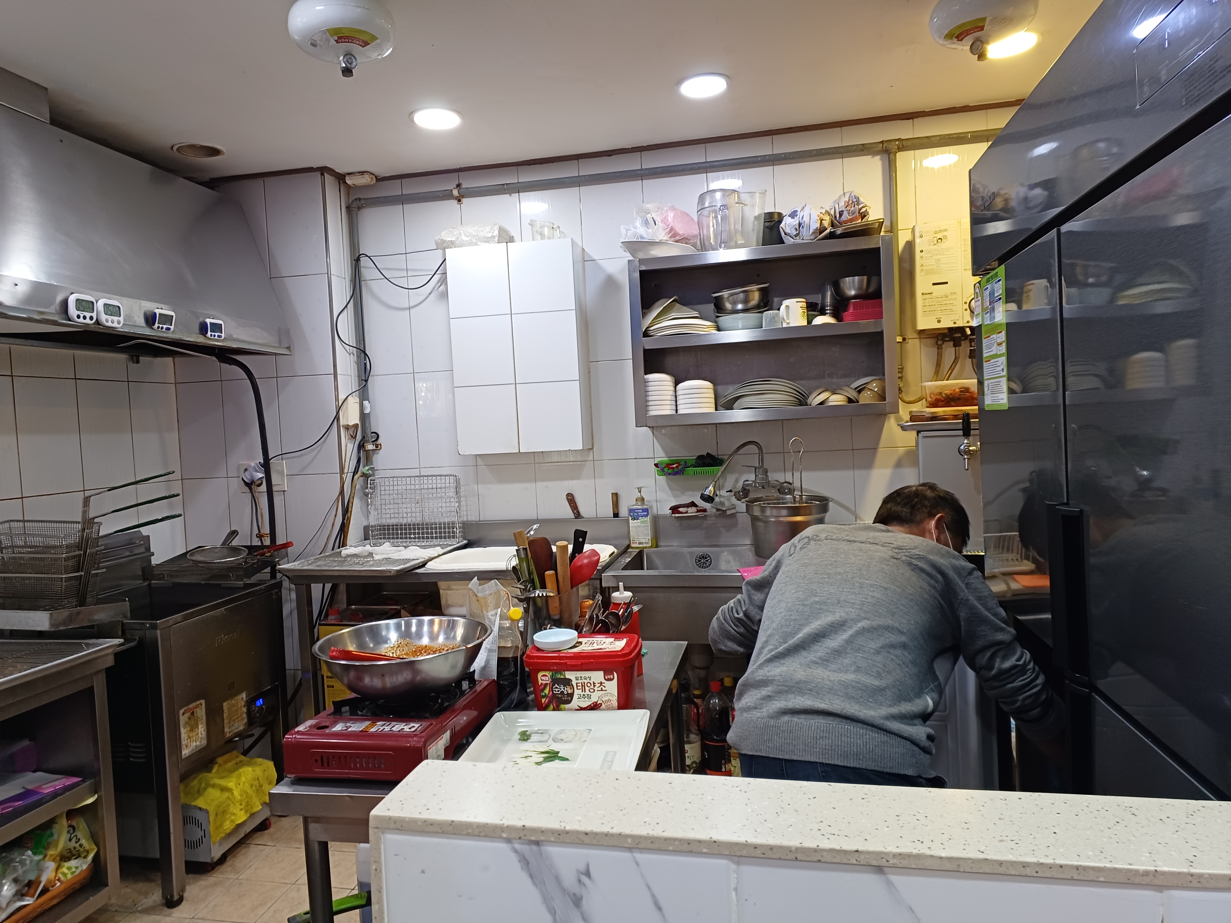 부어치킨 교문동점