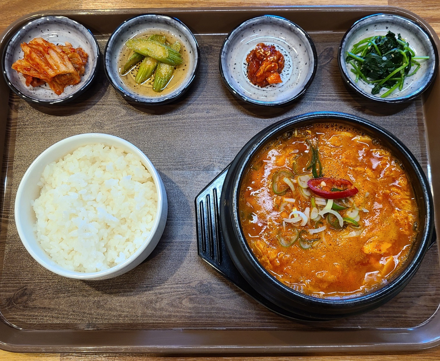 담소