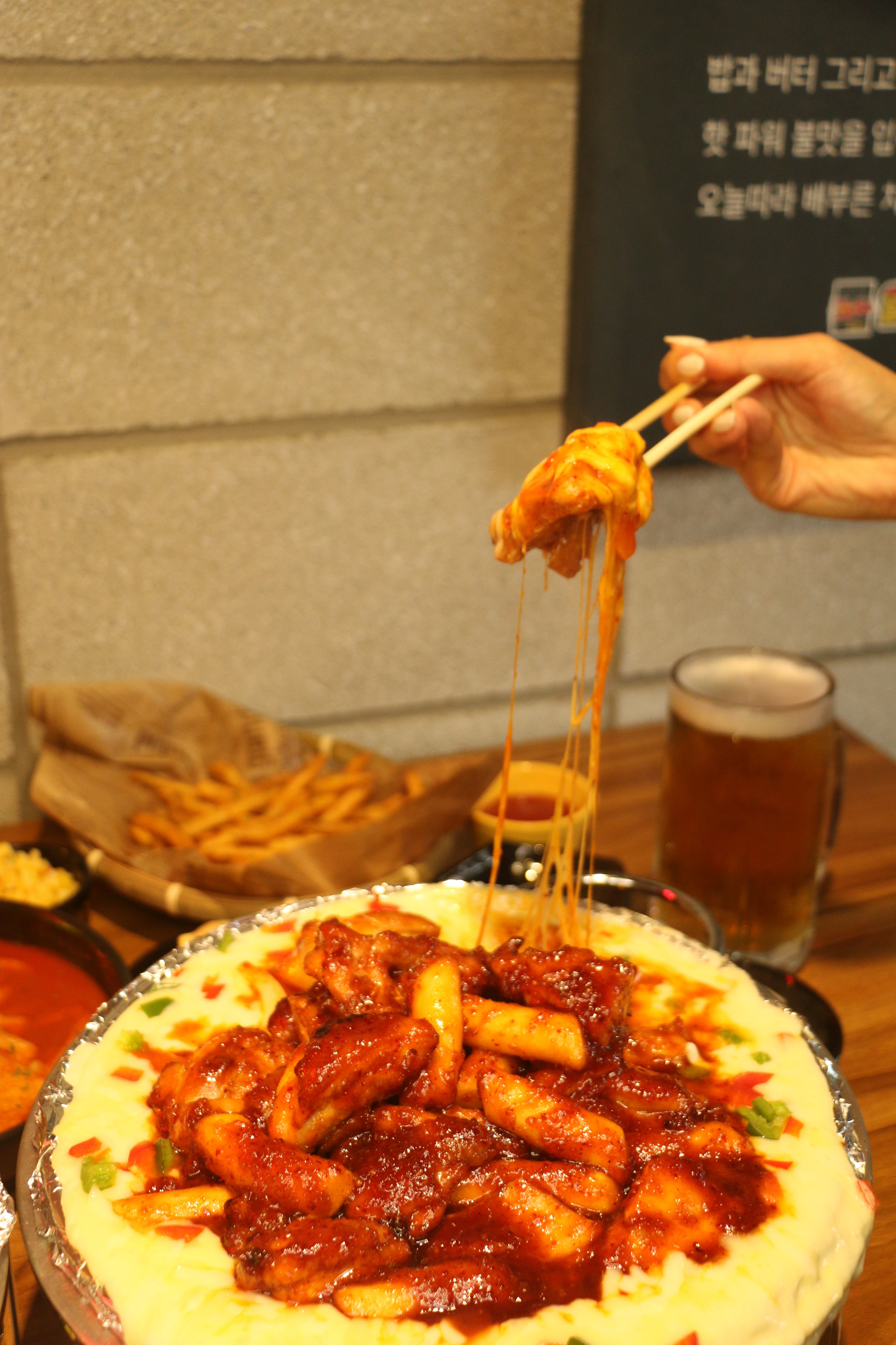 훌랄라참숯불치킨 안산일동점