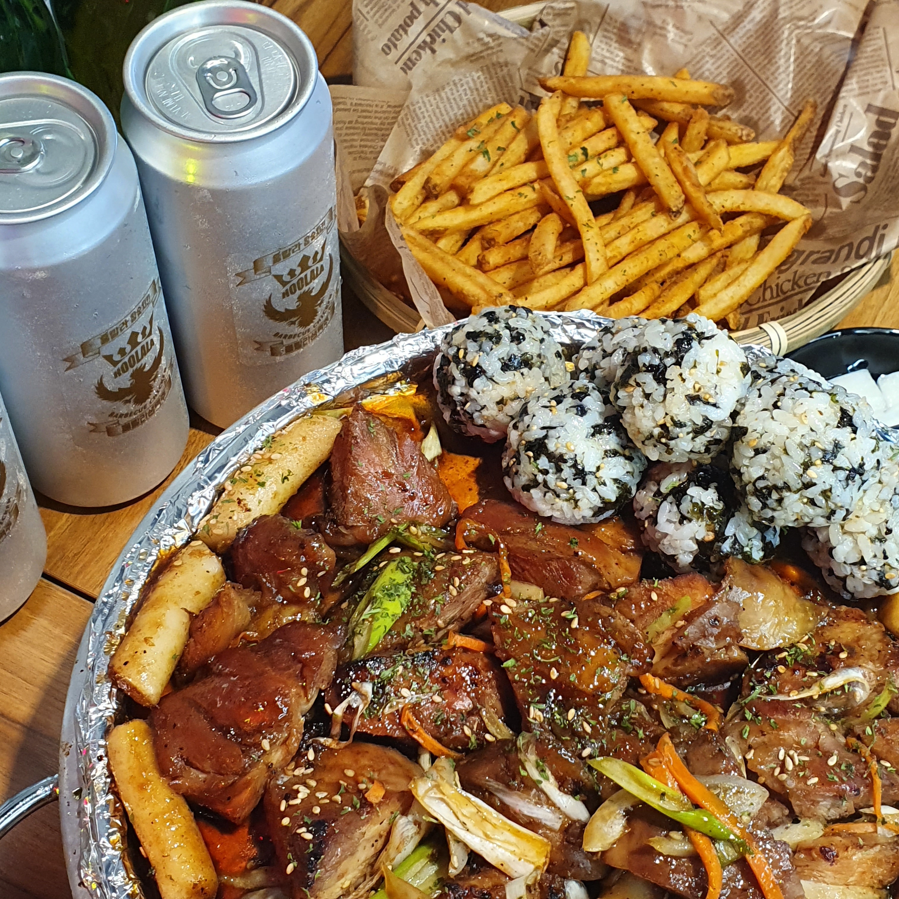 훌랄라참숯불치킨 안산일동점