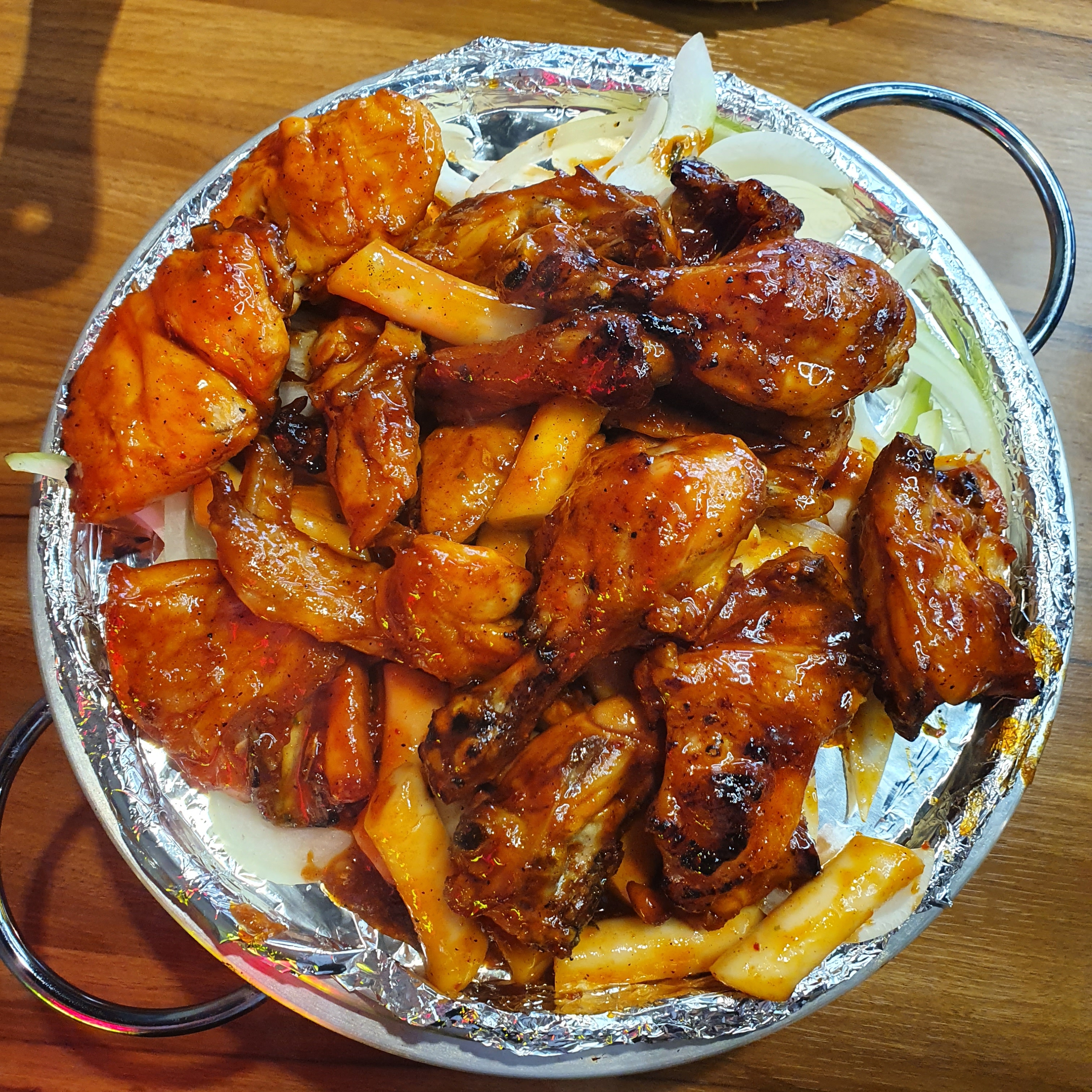 훌랄라참숯바베큐치킨 파주다율점