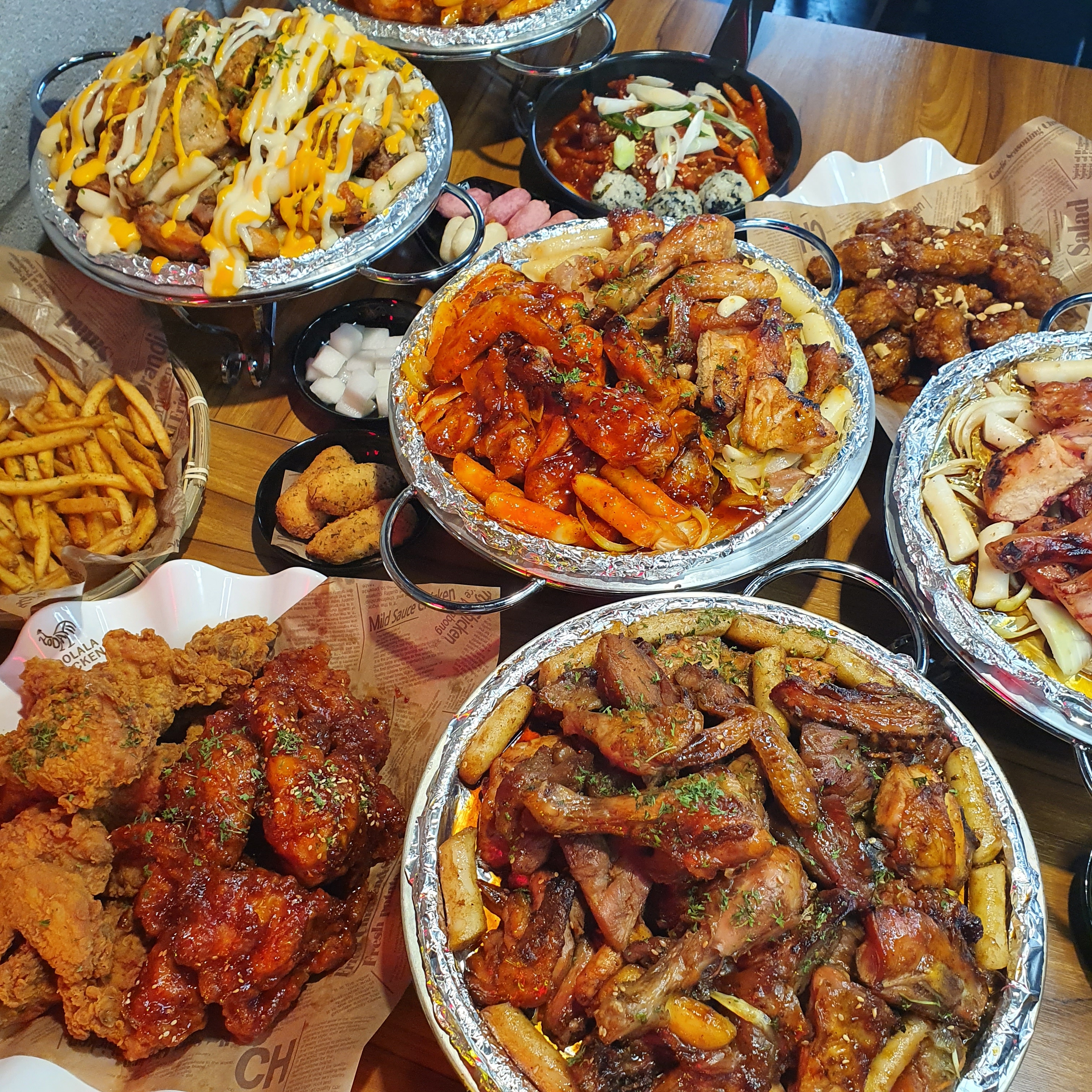 훌랄라참숯바베큐치킨 진주하대점