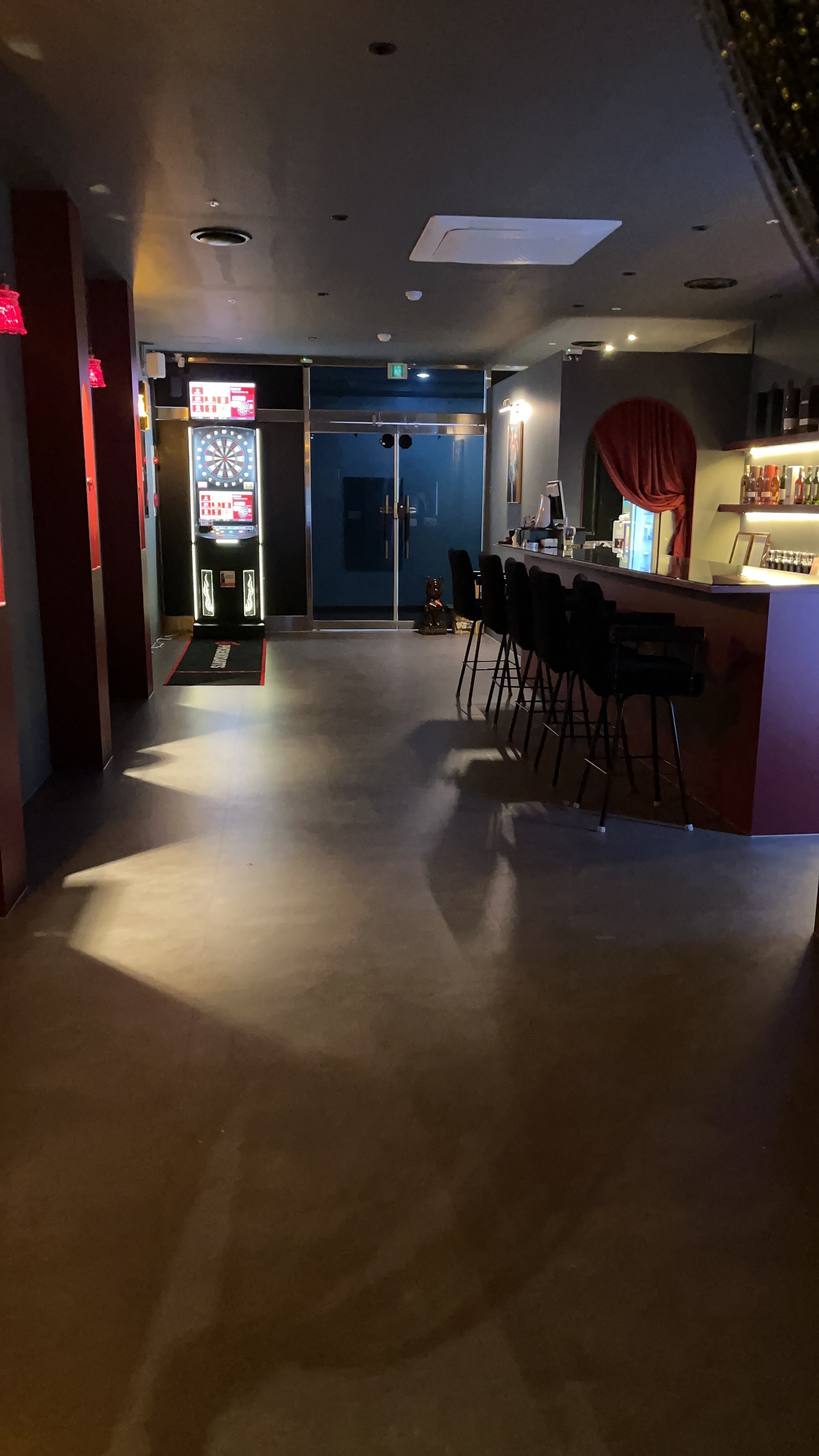 와이바 Y BAR