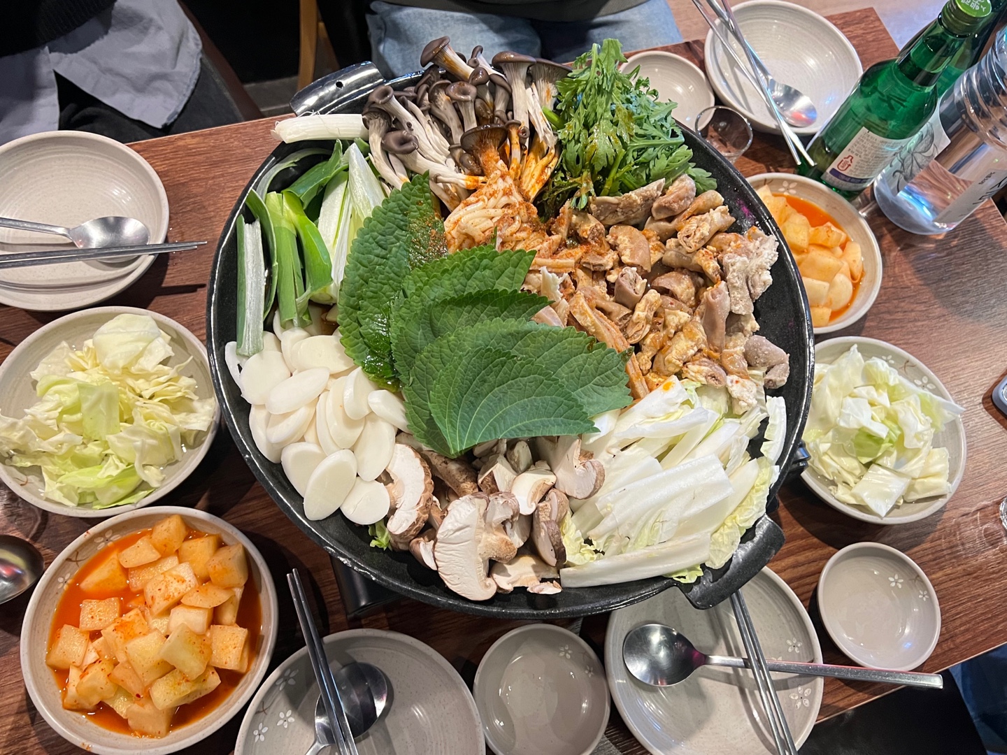 도돌곱창전골